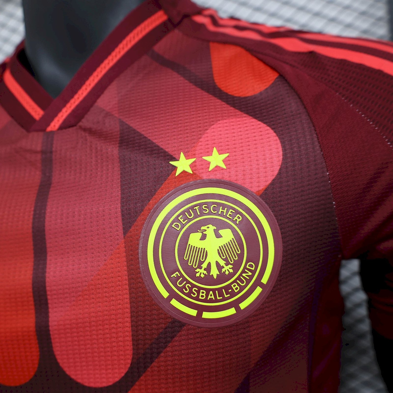 CAMISETA SEGUNDA EQUIPACIÓN ALEMANIA F 2025 VERSIÓN JUGADOR - Imagen 4