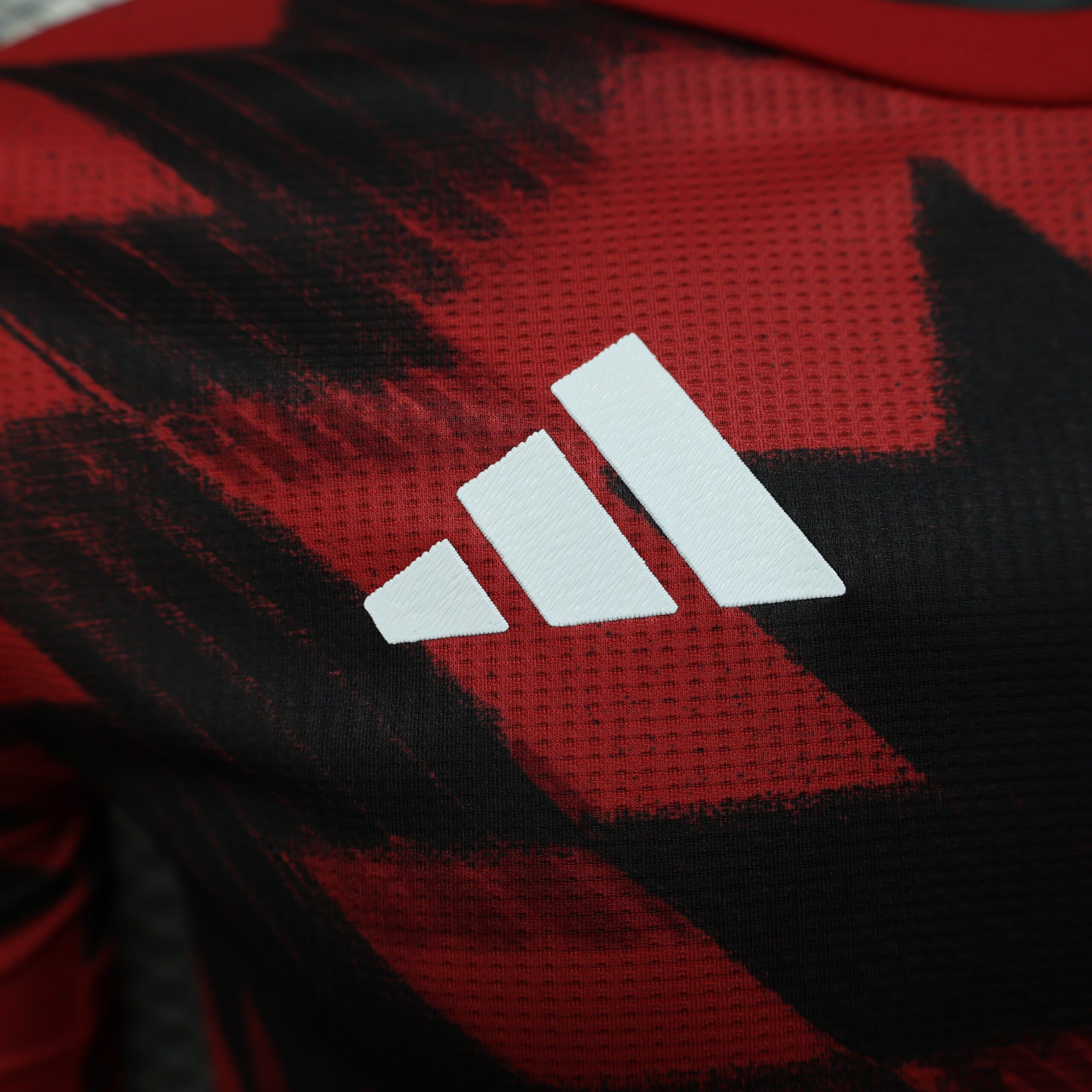 CAMISETA ENTRENAMIENTO MANCHESTER UNITED 24/25 VERSIÓN JUGADOR - Imagen 3