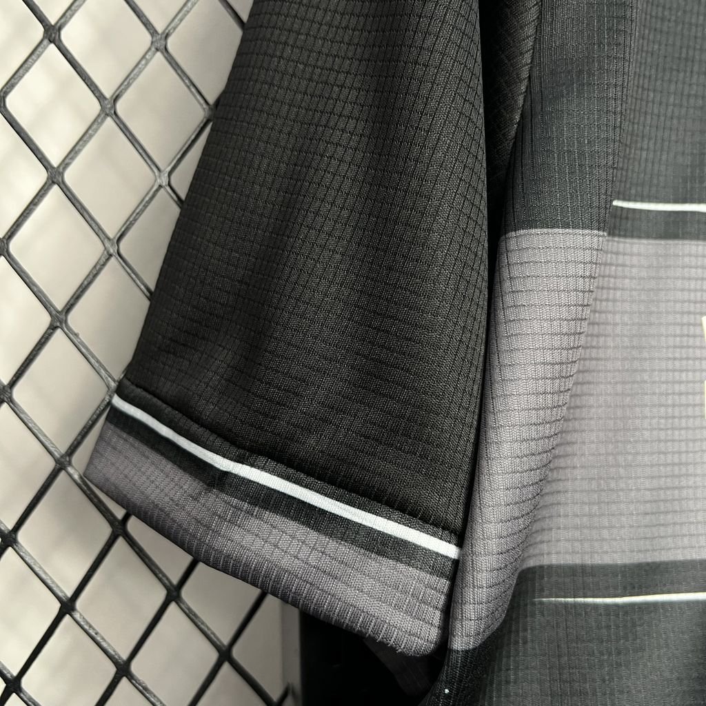 CAMISETA TERCERA EQUIPACIÓN VFB STUTTGART 24/25 VERSIÓN FAN - Imagen 2