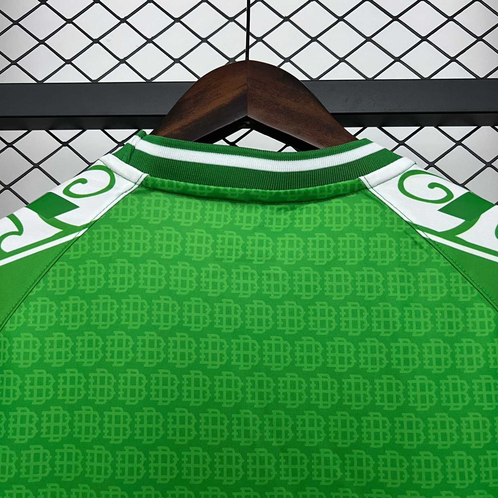 CAMISETA ENTRENAMIENTO REAL BETIS 24/25 VERSIÓN FAN - Imagen 9