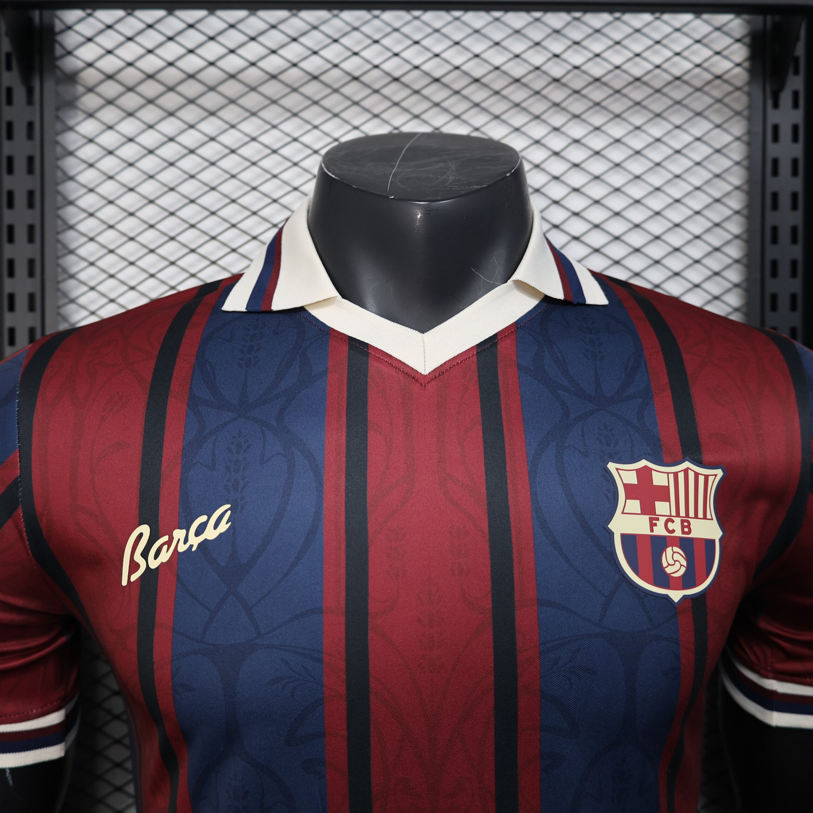 CAMISETA EDICIÓN ESPECIAL BARCELONA 24/25 VERSIÓN JUGADOR - Imagen 2