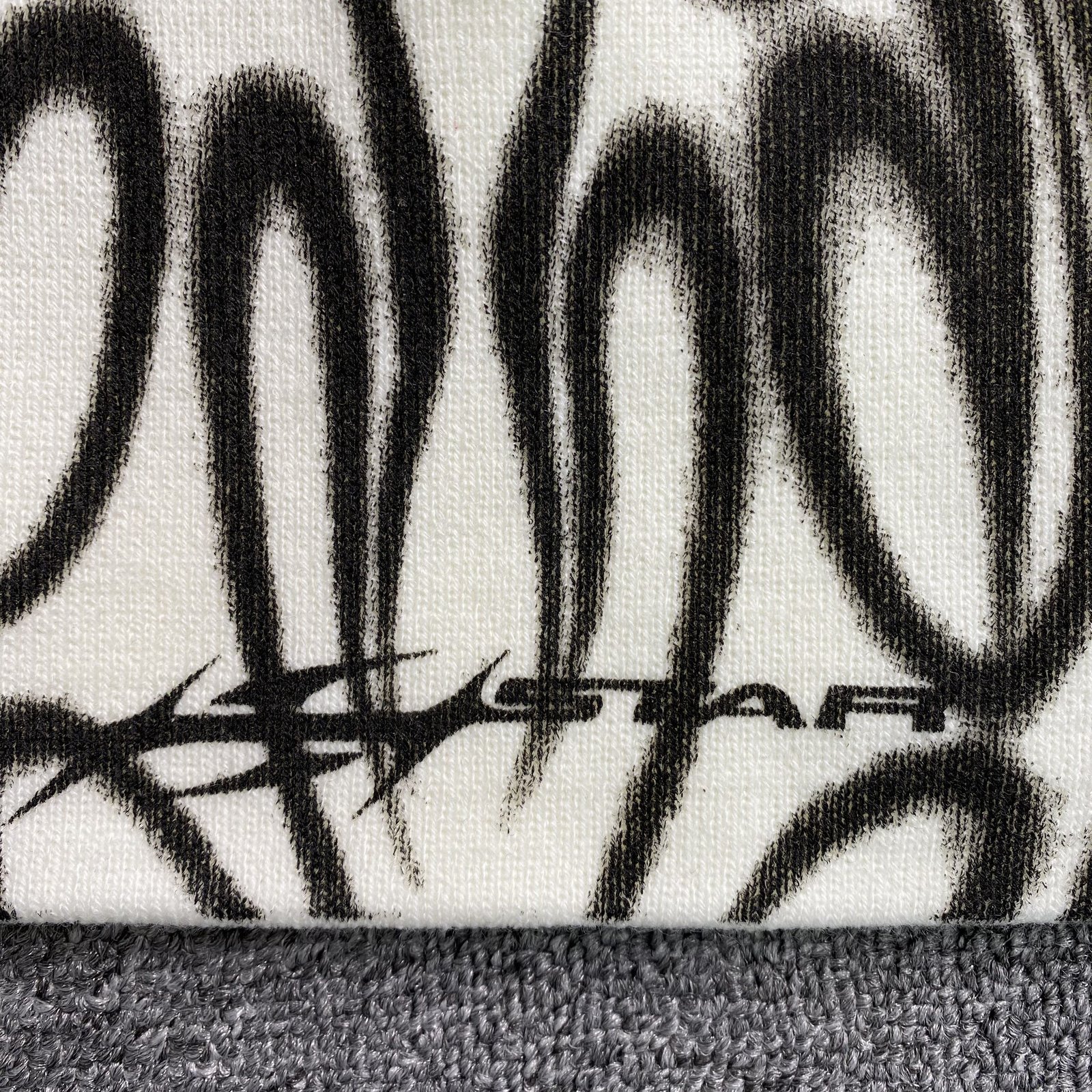 HELLSTAR STUDIOS SAMPLE BEANIE HAT - Imagen 9