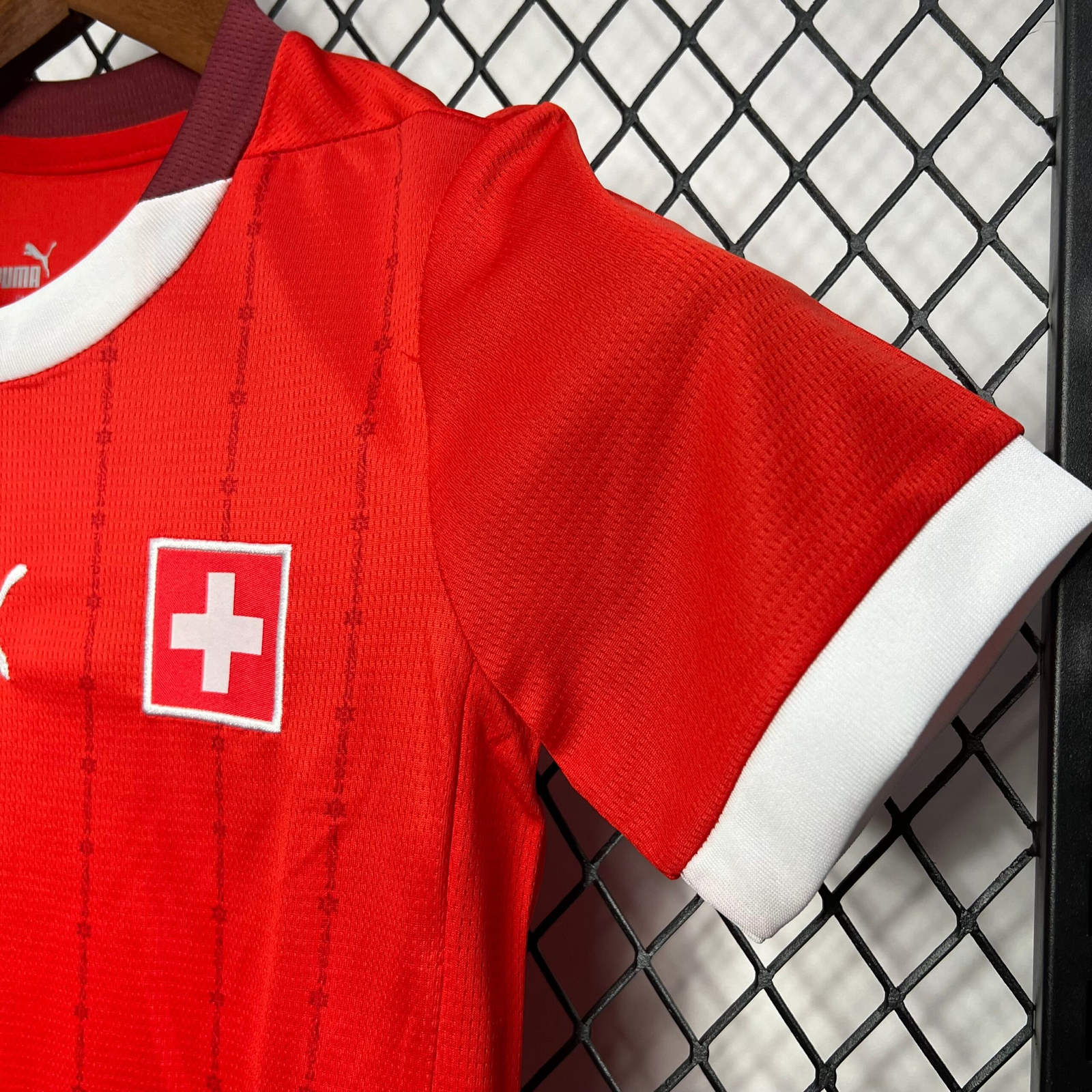 CAMISETA PRIMERA EQUIPACIÓN SUIZA 2024 VERSIÓN INFANTIL - Imagen 3