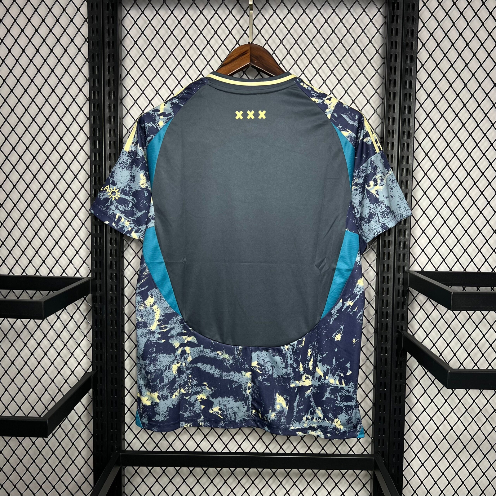 CAMISETA SEGUNDA EQUIPACIÓN AJAX 24/25 VERSIÓN FAN - Imagen 6