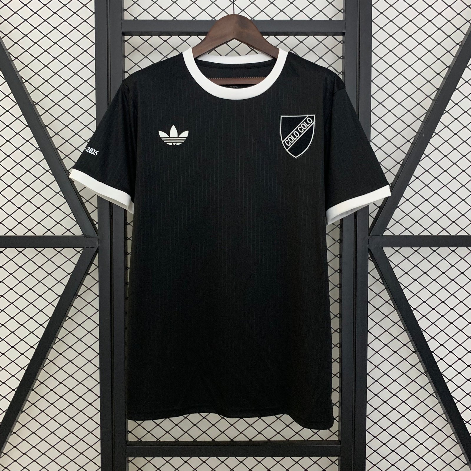 CAMISETA CONCEPTO COLO COLO 2025 VERSIÓN FAN