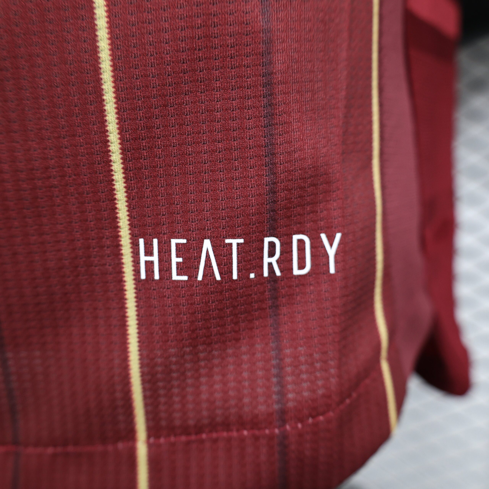 CAMISETA PRIMERA EQUIPACIÓN AS ROMA 24/25 VERSIÓN JUGADOR - Imagen 9