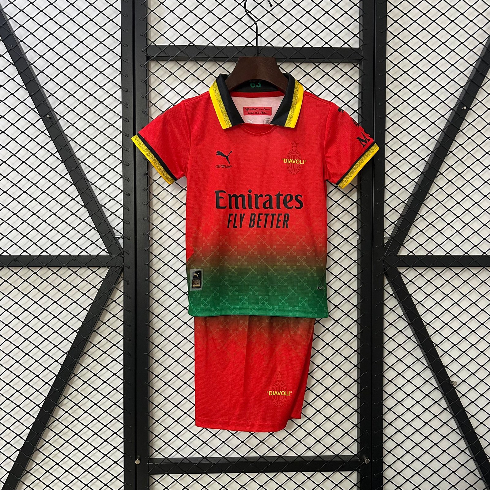 CAMISETA CUARTA EQUIPACIÓN AC MILAN 24/25 VERSIÓN INFANTIL