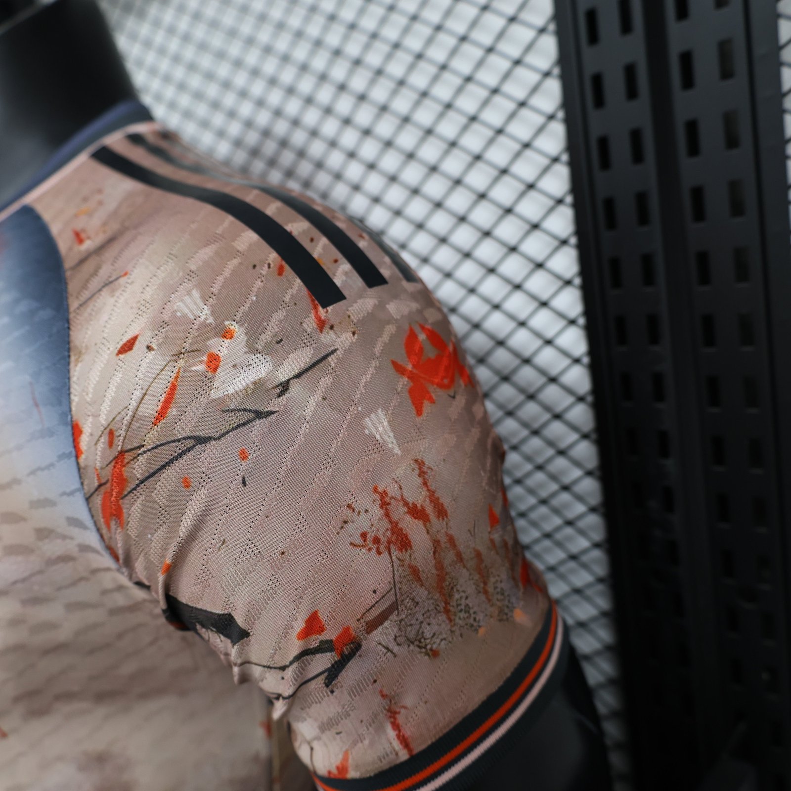 CAMISETA CONCEPTO JAPÓN VERSIÓN JUGADOR - Imagen 5