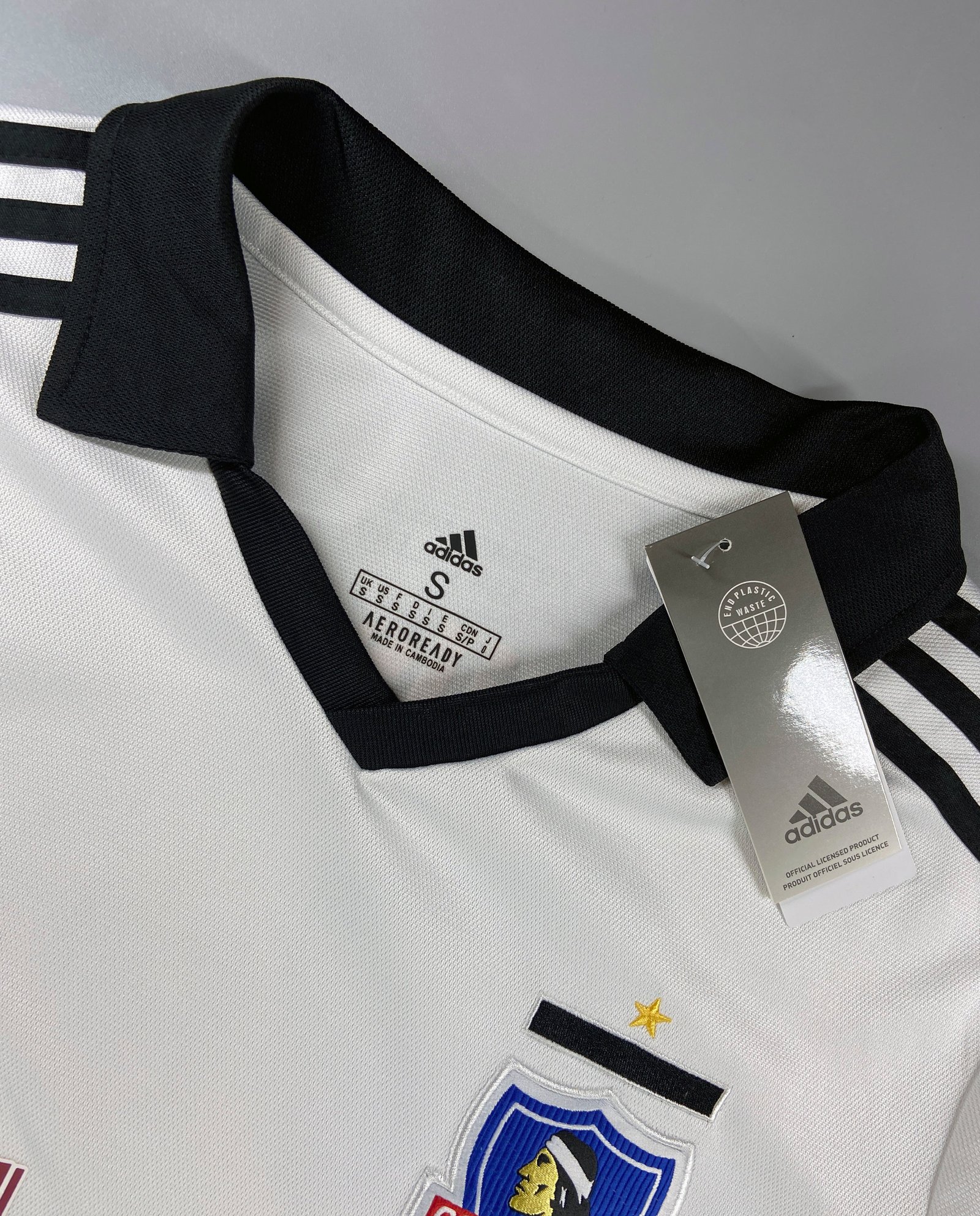 CAMISETA PRIMERA EQUIPACIÓN COLO COLO 2022 VERSIÓN FAN - Imagen 5