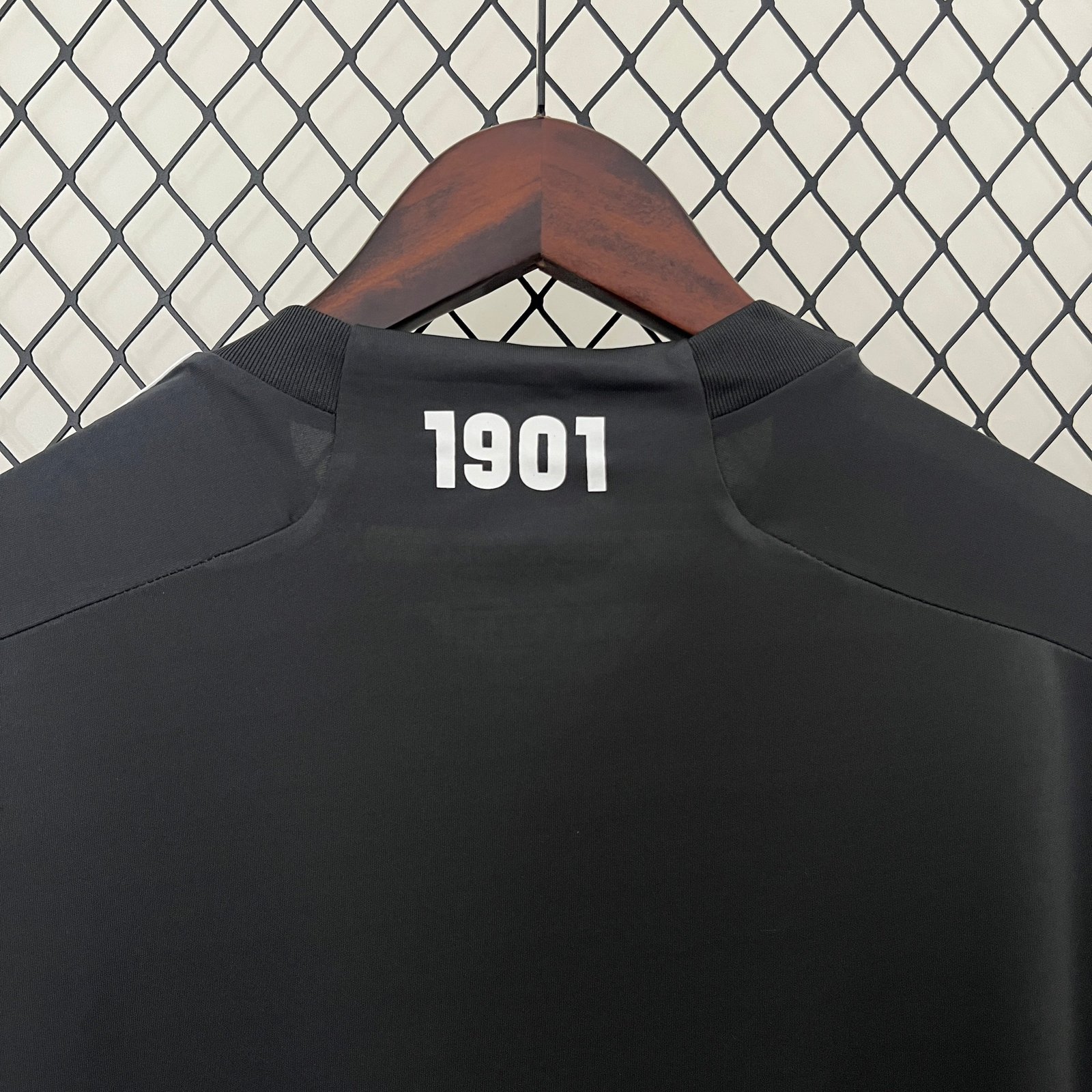 CAMISETA TERCERA EQUIPACIÓN RIVER PLATE 2024 VERSIÓN FAN - Imagen 9