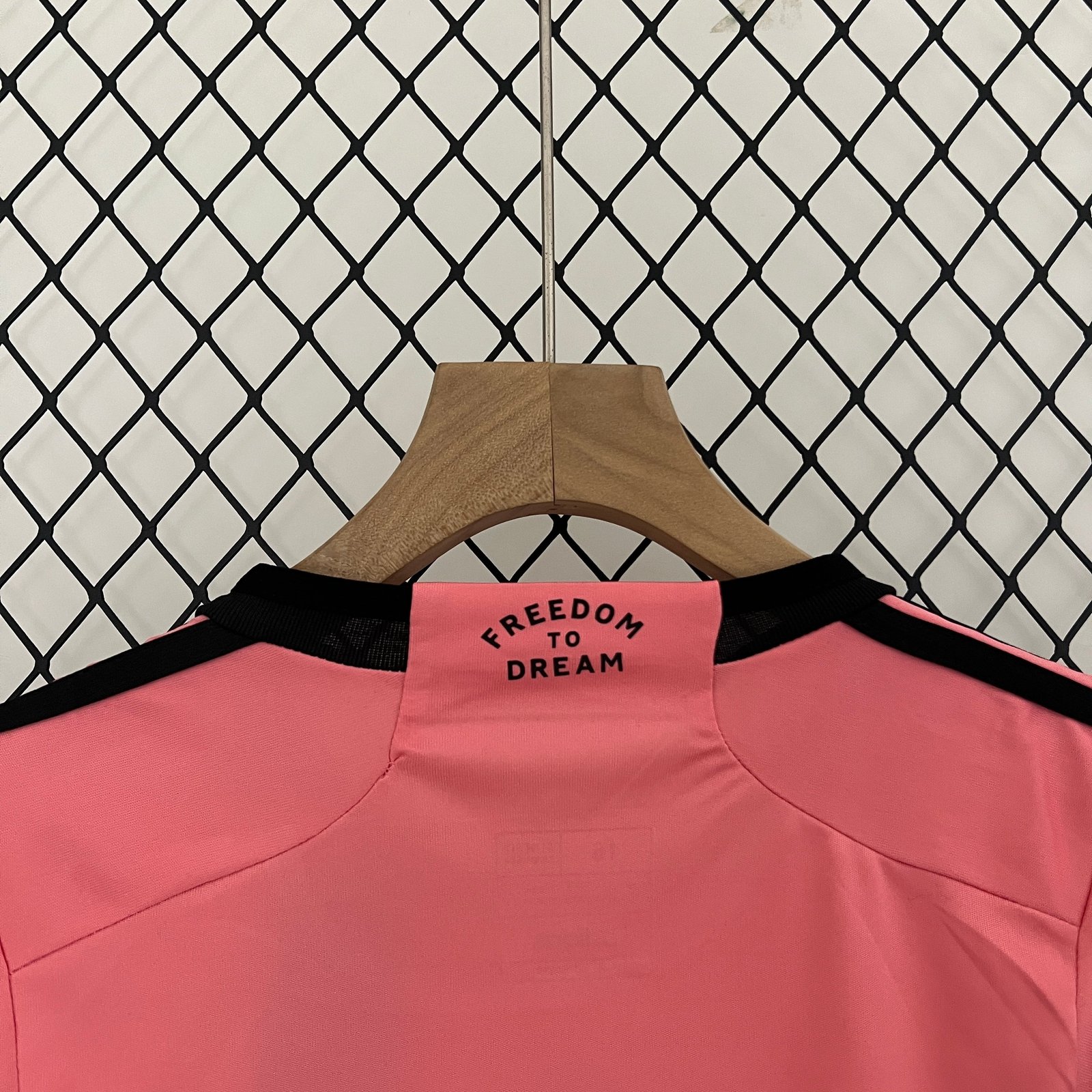 CAMISETA PRIMERA EQUIPACIÓN INTER DE MIAMI 2024 VERSIÓN INFANTIL - Imagen 7