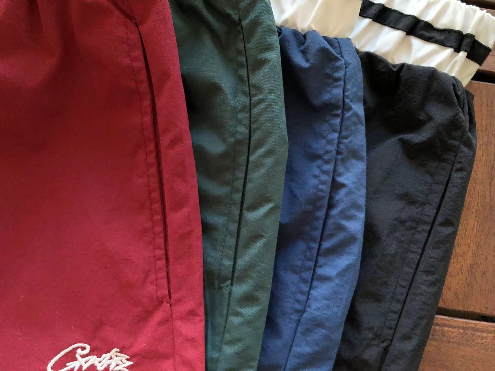 DEALA KNIT SHORTS CORTEIZ - Imagen 3