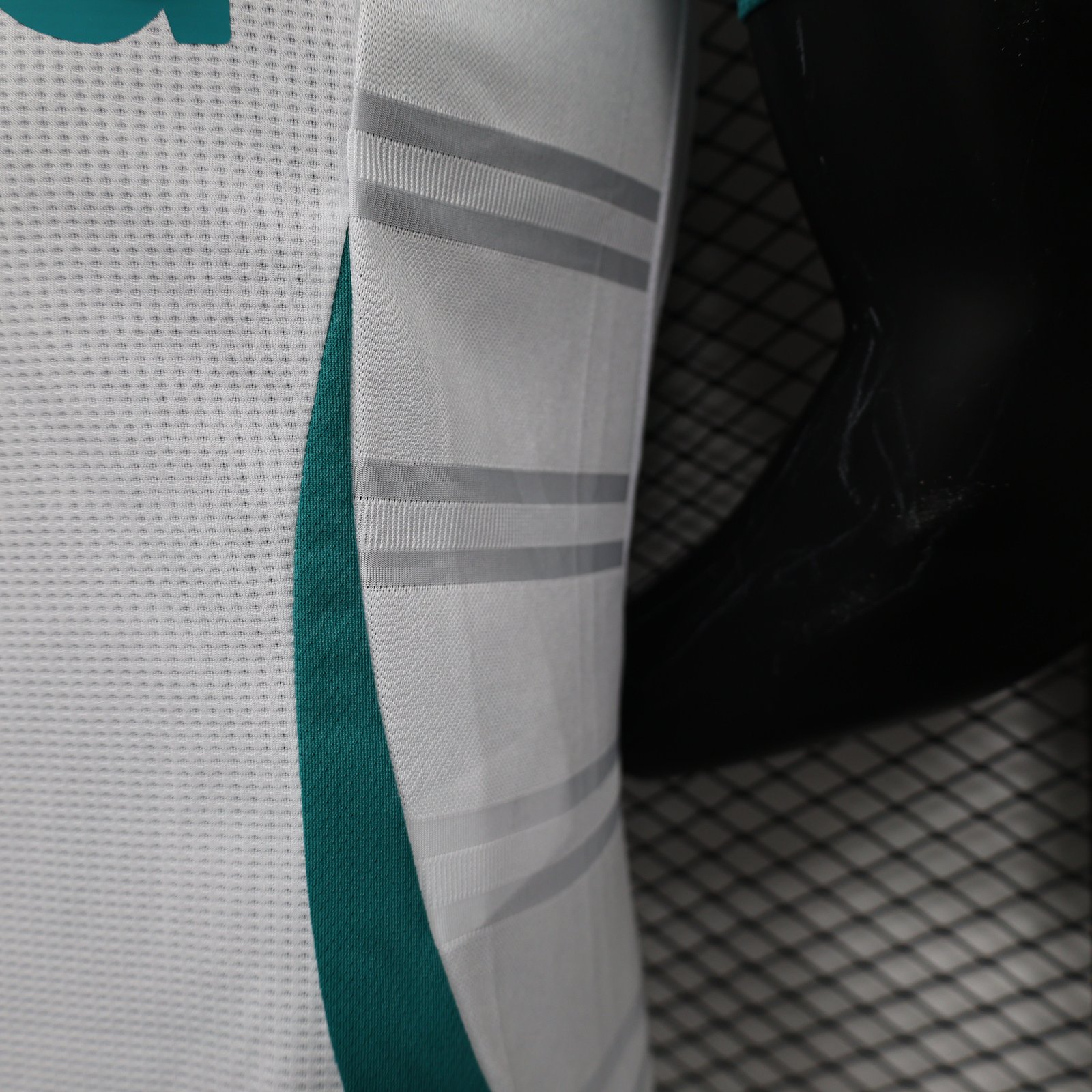 CAMISETA TERCERA EQUIPACIÓN NEWCASTLE 24/25 VERSIÓN JUGADOR - Imagen 7