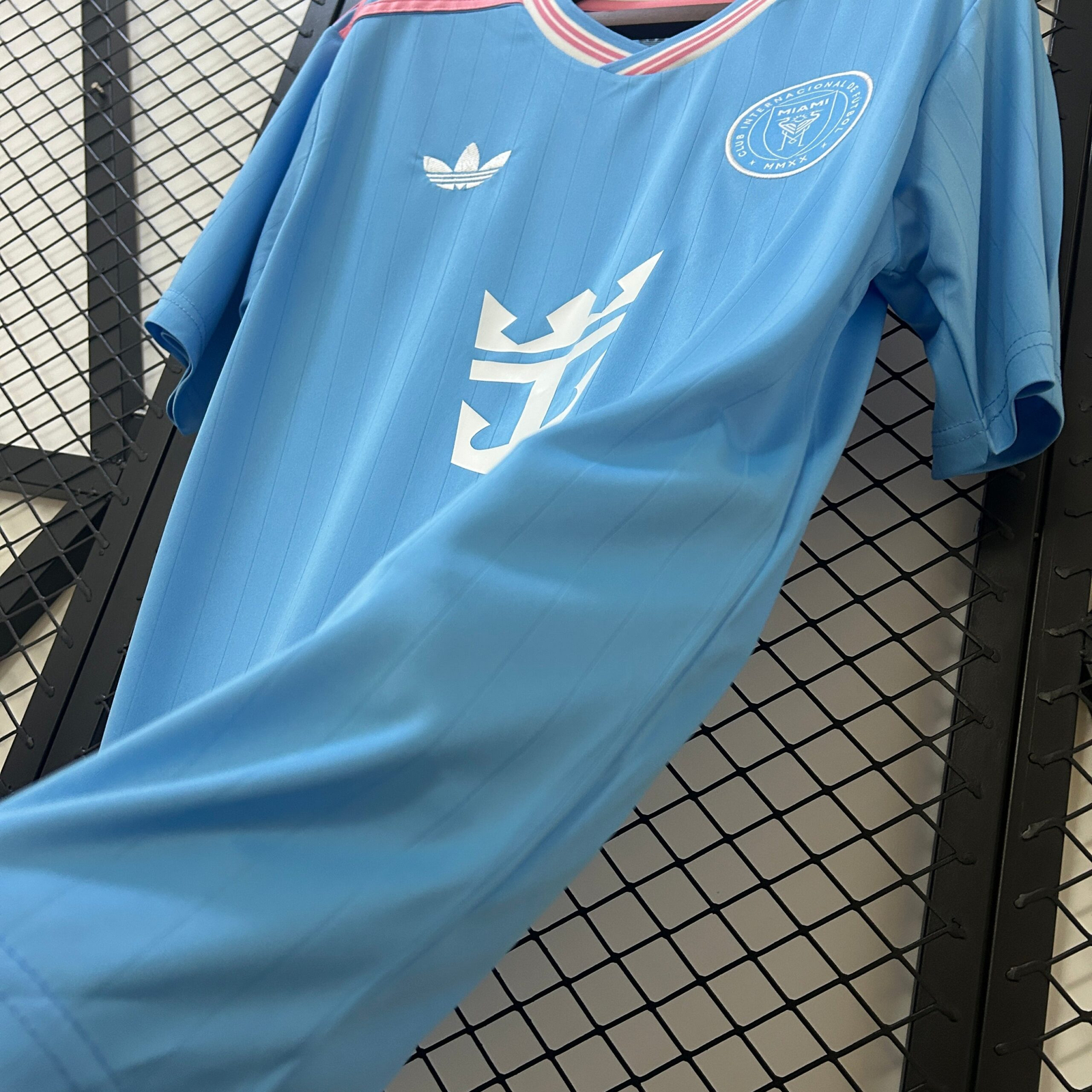 CAMISETA TERCERA EQUIPACIÓN INTER DE MIAMI 2025 VERSIÓN FAN - Imagen 6