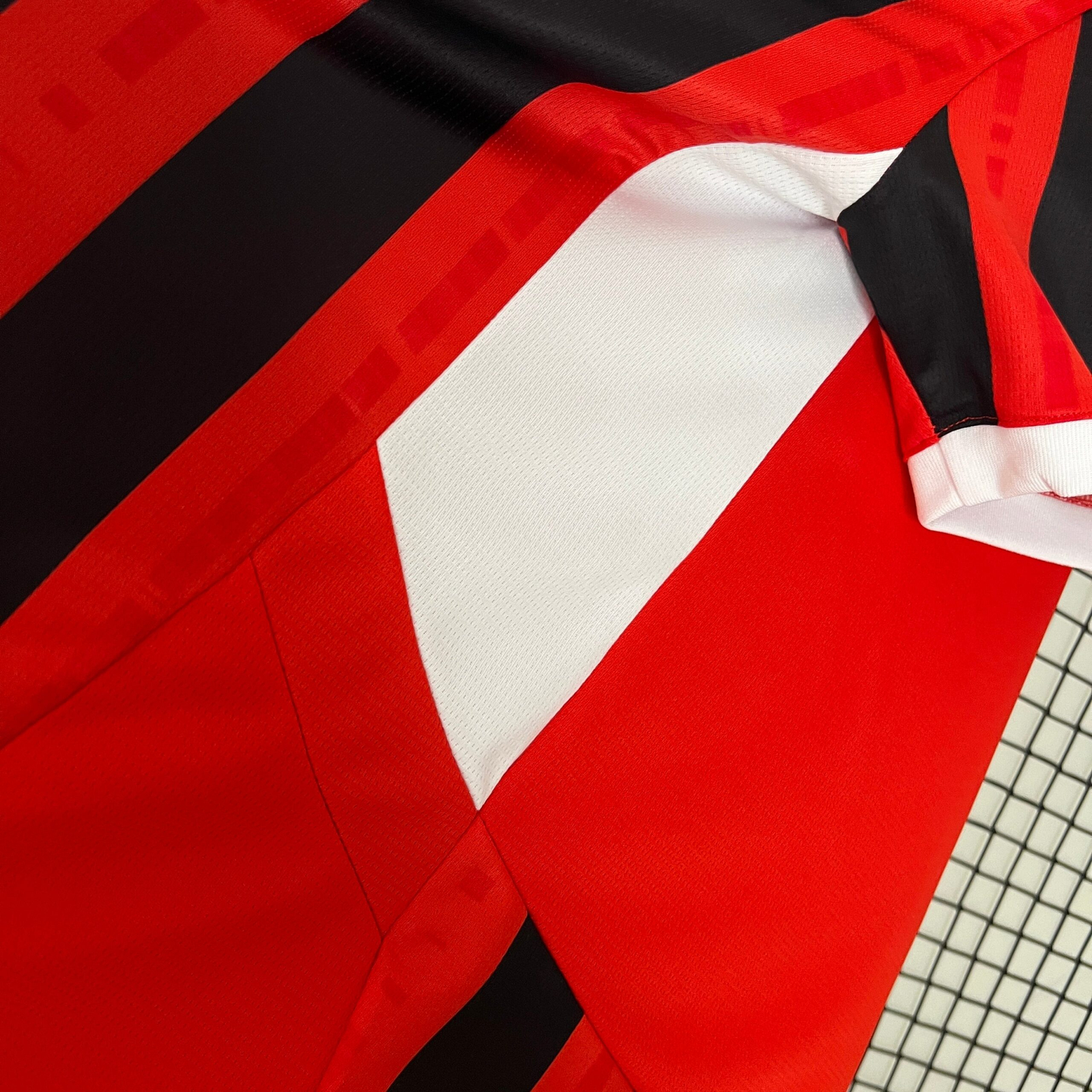 CAMISETA PRIMERA EQUIPACIÓN AC MILAN 24/25 VERSIÓN FAN - Imagen 6