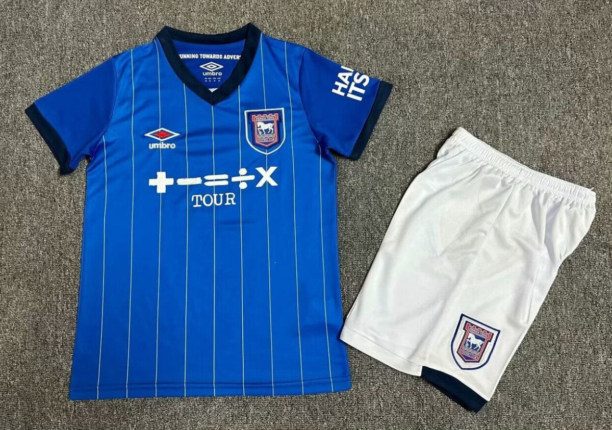 CAMISETA PRIMERA EQUIPACIÓN IPSWICH TOWN 24/25 VERSIÓN INFANTIL