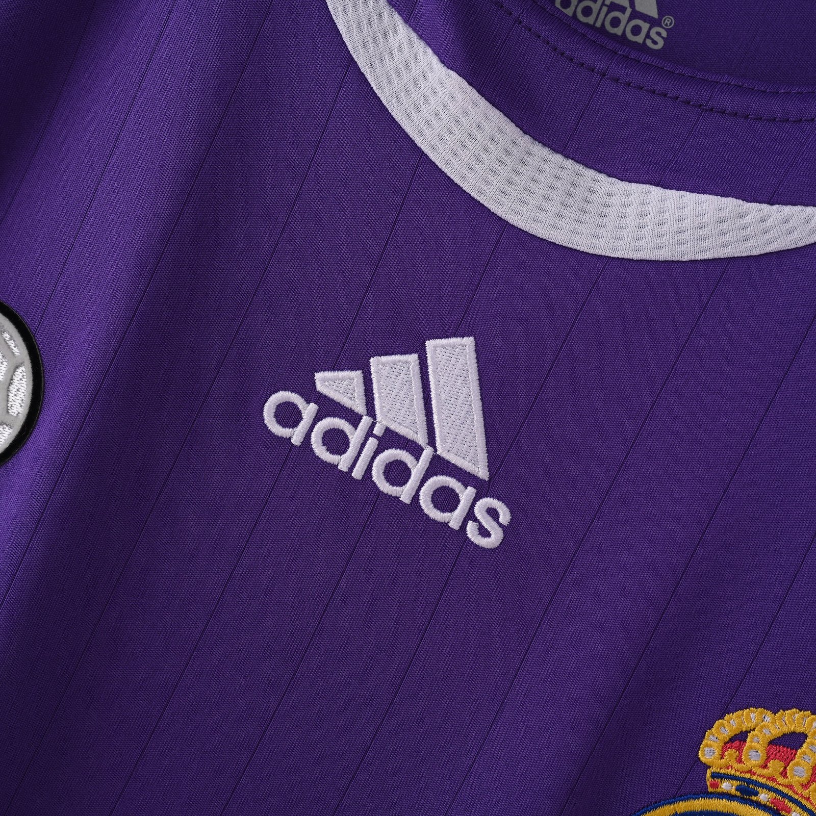 CAMISETA TERCERA EQUIPACIÓN REAL MADRID 2006/07 - Imagen 4