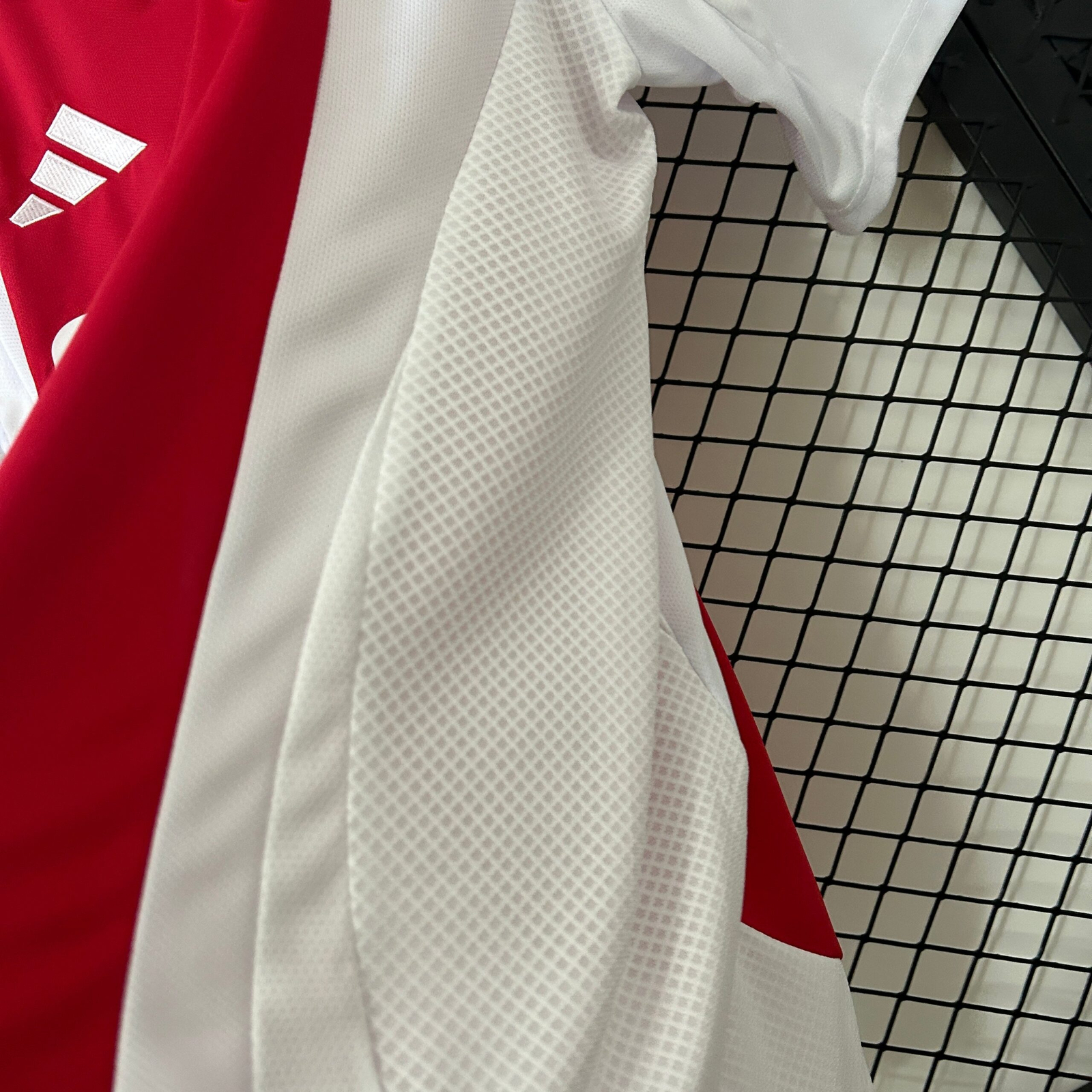 CAMISETA PRIMERA EQUIPACIÓN AJAX 24/25 VERSIÓN FAN - Imagen 6