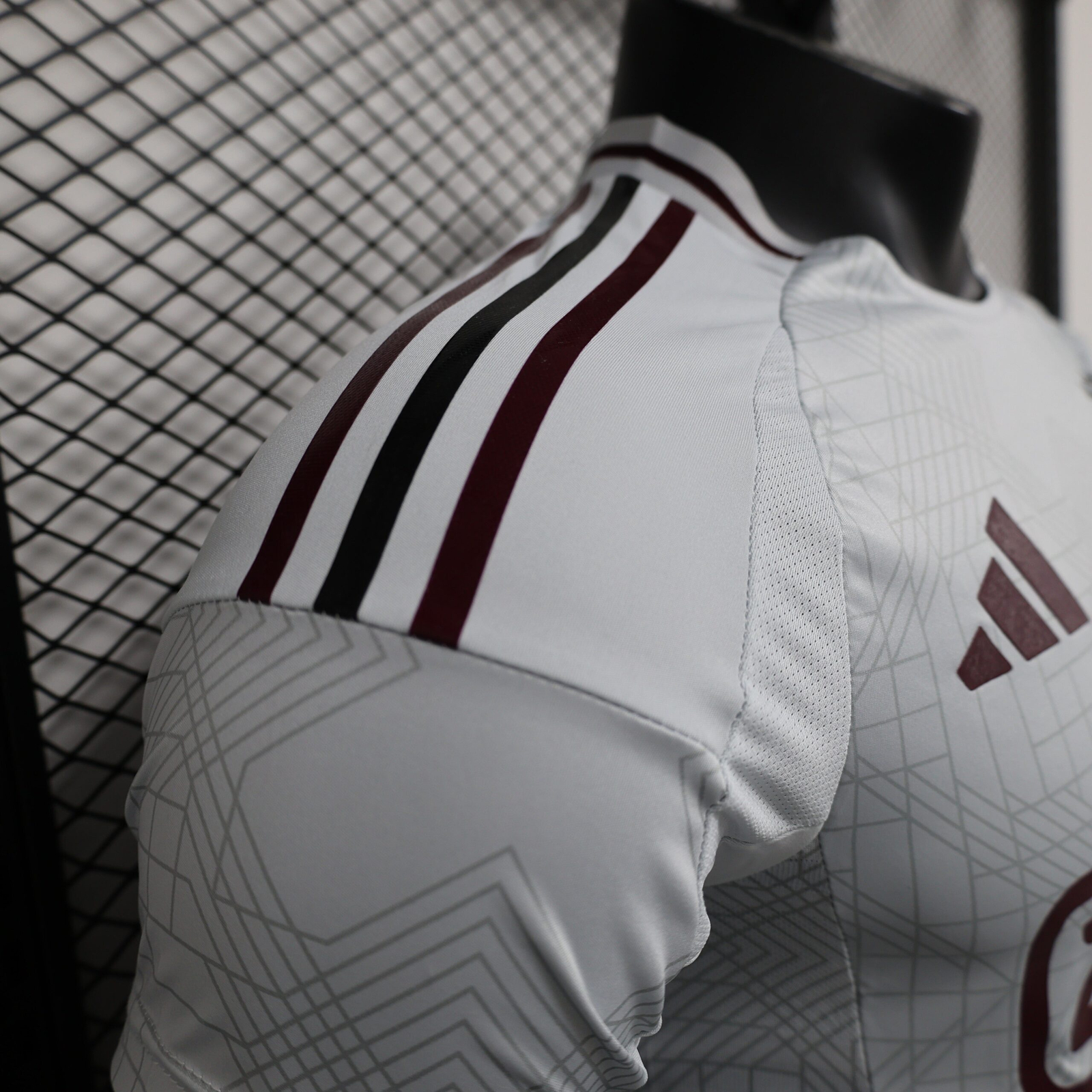 CAMISETA TERCERA EQUIPACIÓN AJAX 24/25 VERSIÓN JUGADOR - Imagen 5