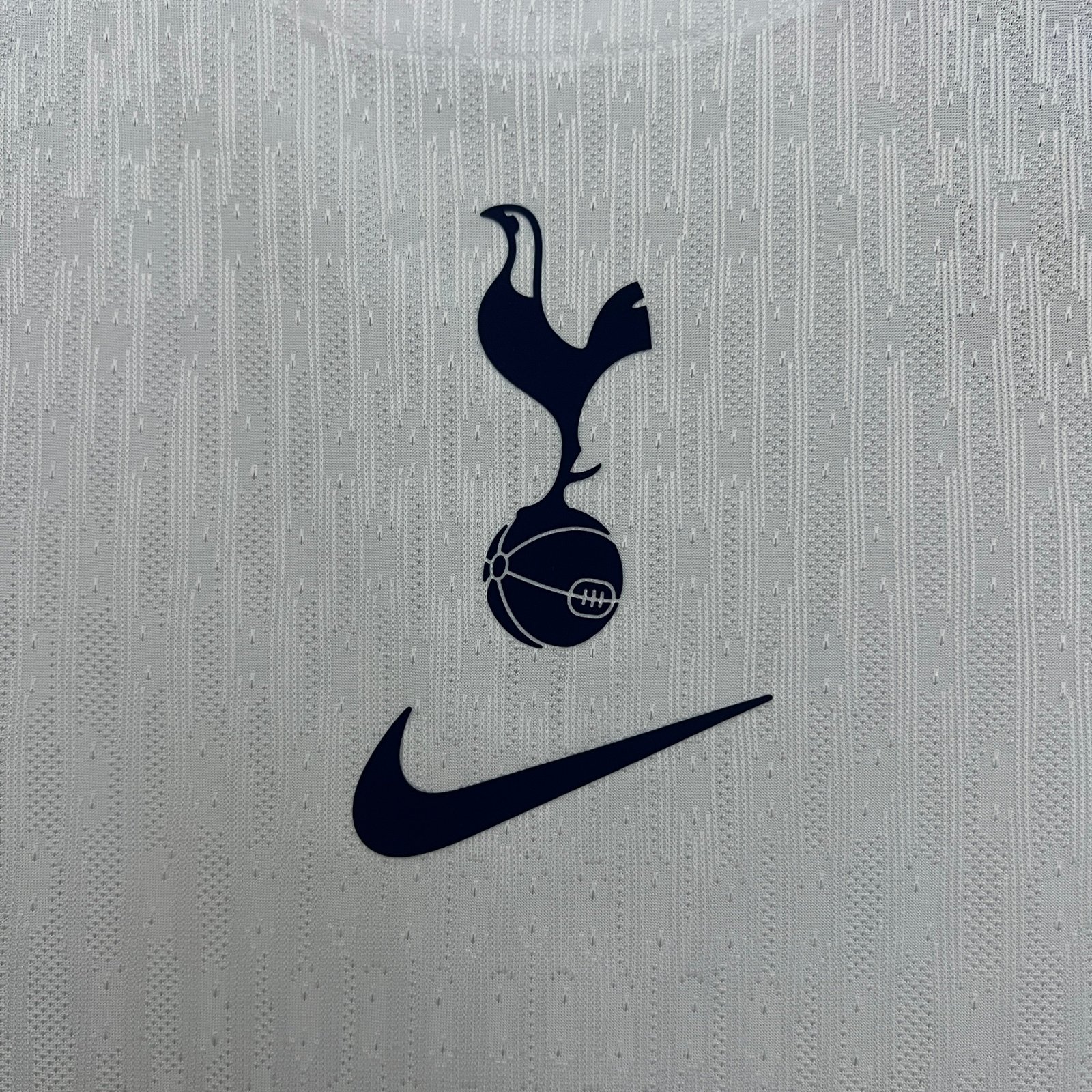 CAMISETA PRIMERA EQUIPACIÓN TOTTENHAM 25/26 VERSIÓN FAN - Imagen 3