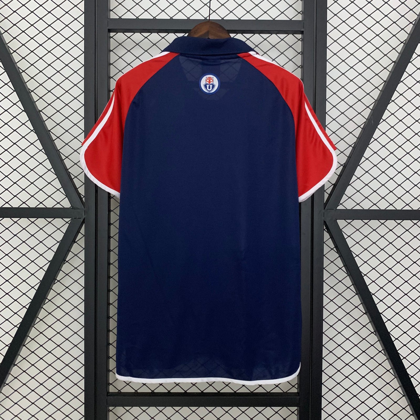 CAMISETA PRIMERA EQUIPACIÓN U. DE CHILE 2001/02 - Imagen 8