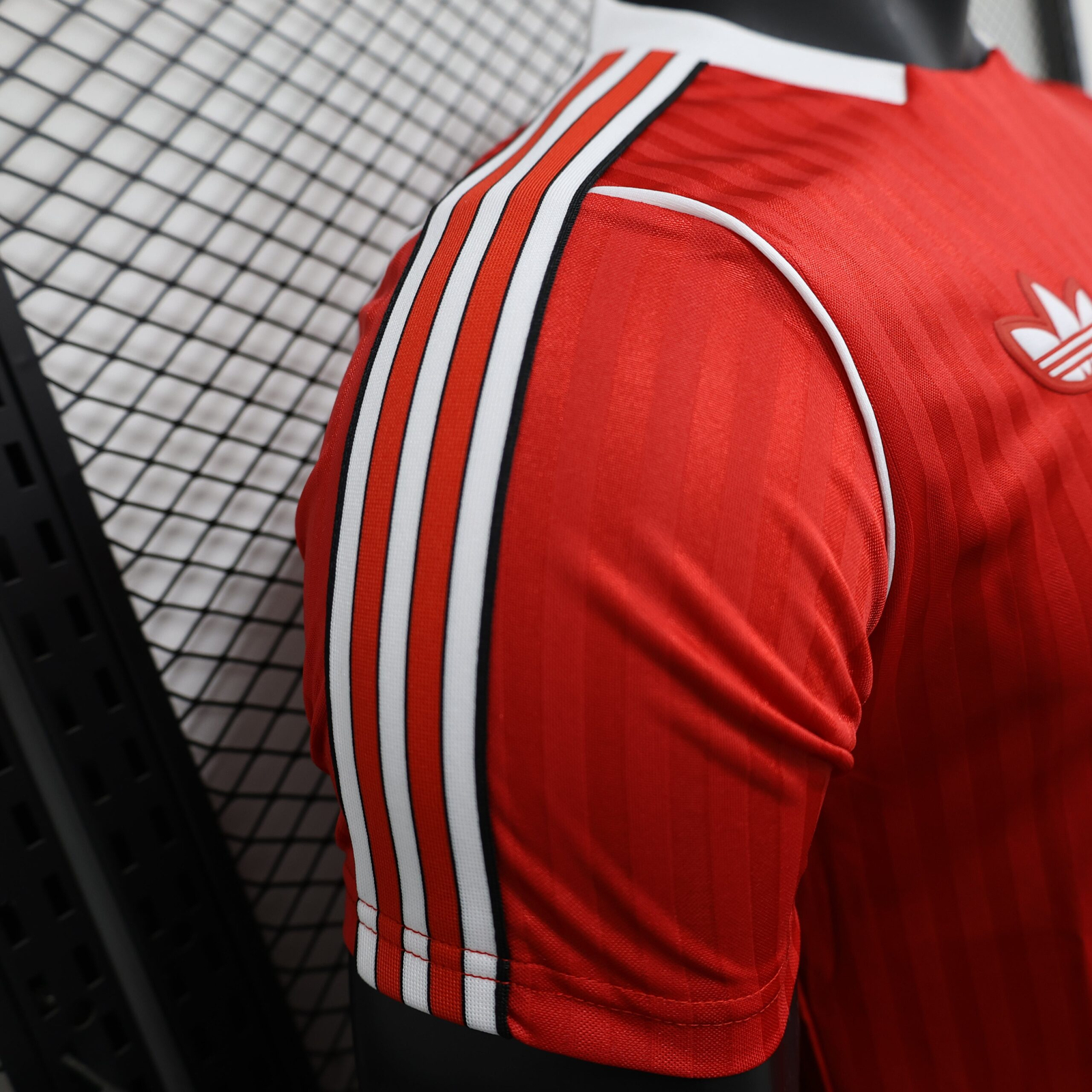 POLERA DE SALIDA MANCHESTER UNITED 24/25 VERSIÓN JUGADOR - Imagen 5