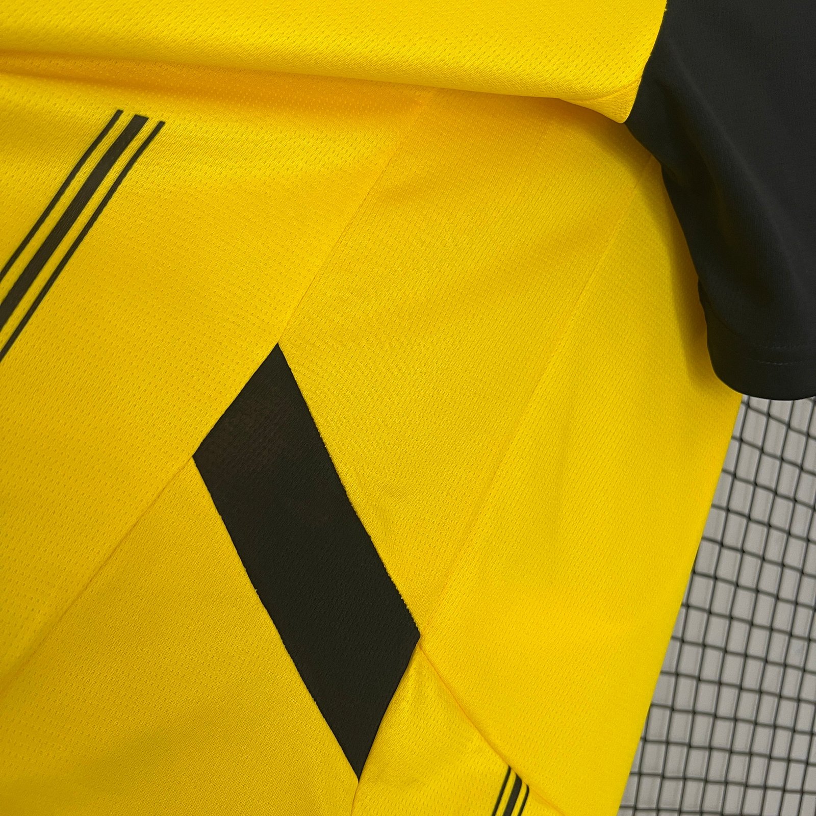 CAMISETA PRIMERA EQUIPACIÓN BORUSSIA DORTMUND 24/25 VERSIÓN FAN - Imagen 6