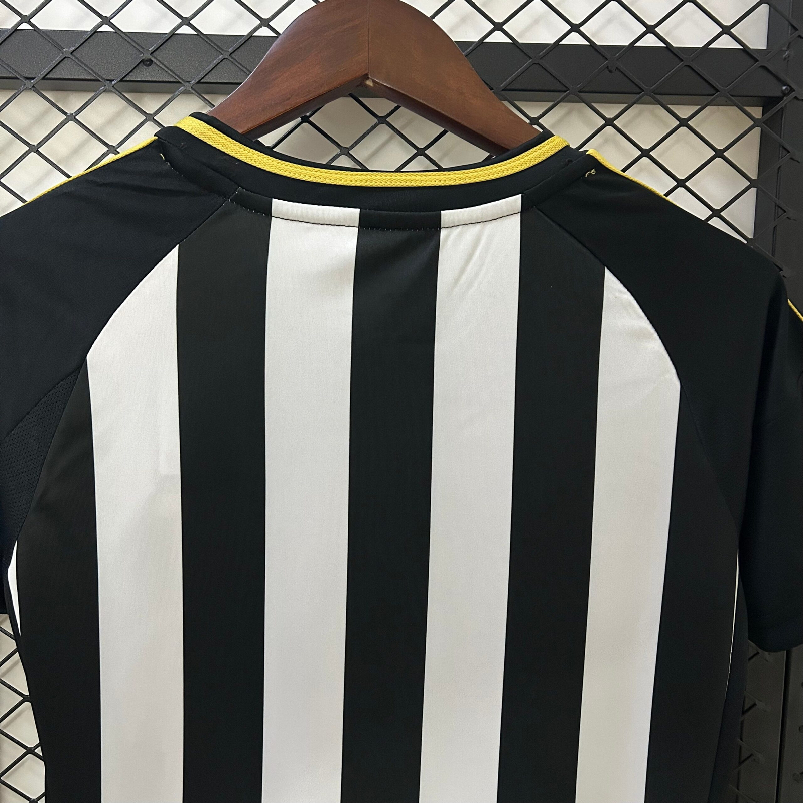 CAMISETA PRIMERA EQUIPACIÓN ATLÉTICO MINEIRO 2025 VERSIÓN FEMENINA - Imagen 8