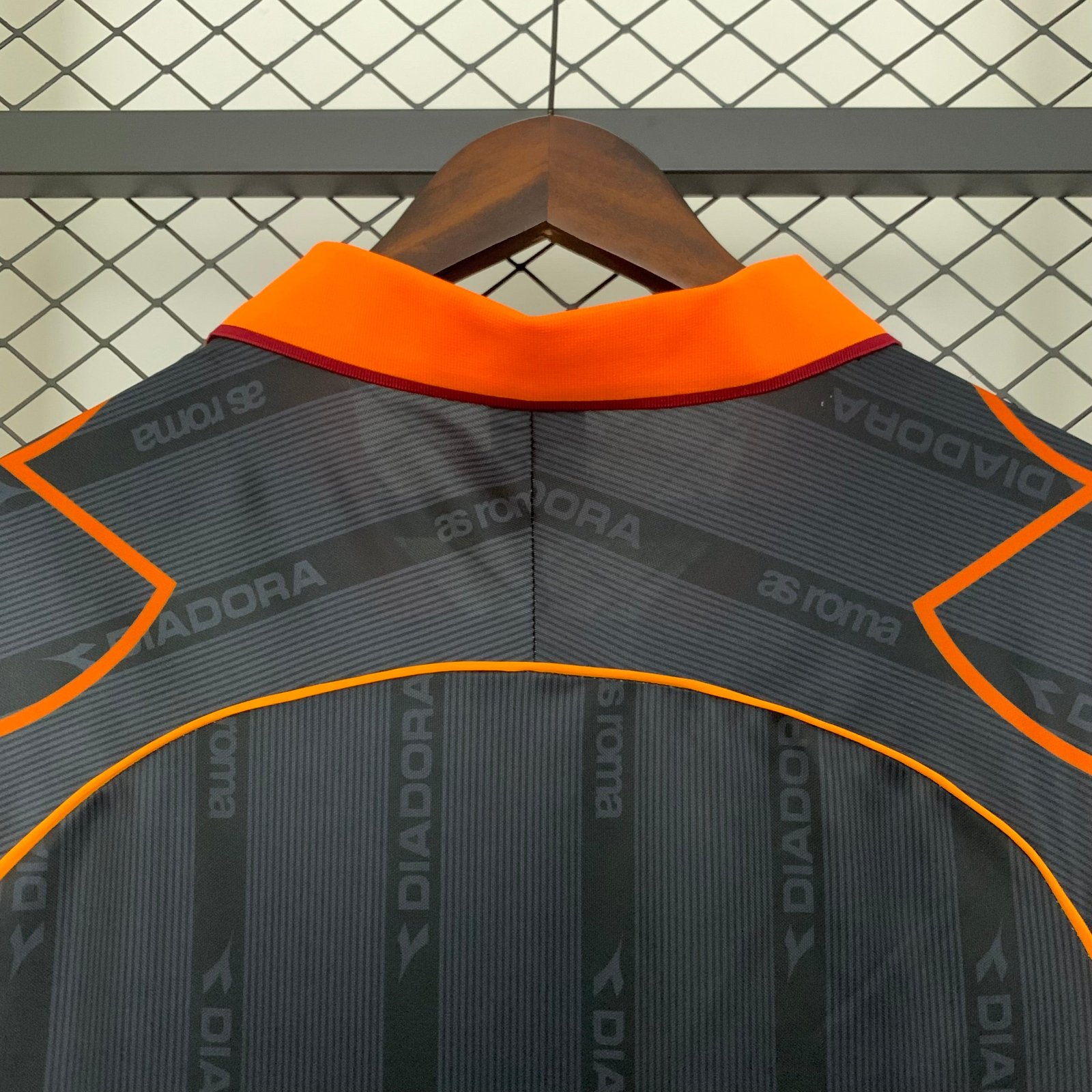 CAMISETA TERCERA EQUIPACIÓN AS ROMA 1999/00 - Imagen 9