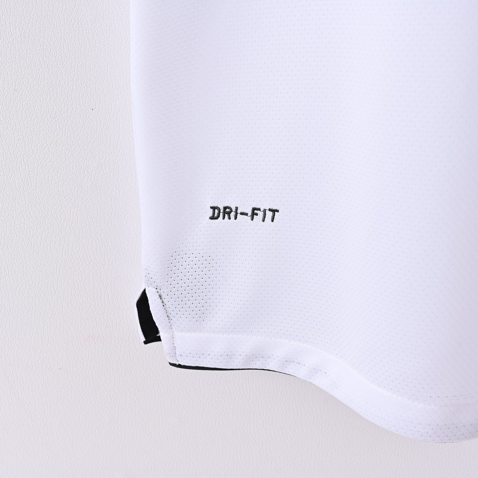 CAMISETA SEGUNDA EQUIPACIÓN MANCHESTER UNITED 2010/11 - Imagen 7