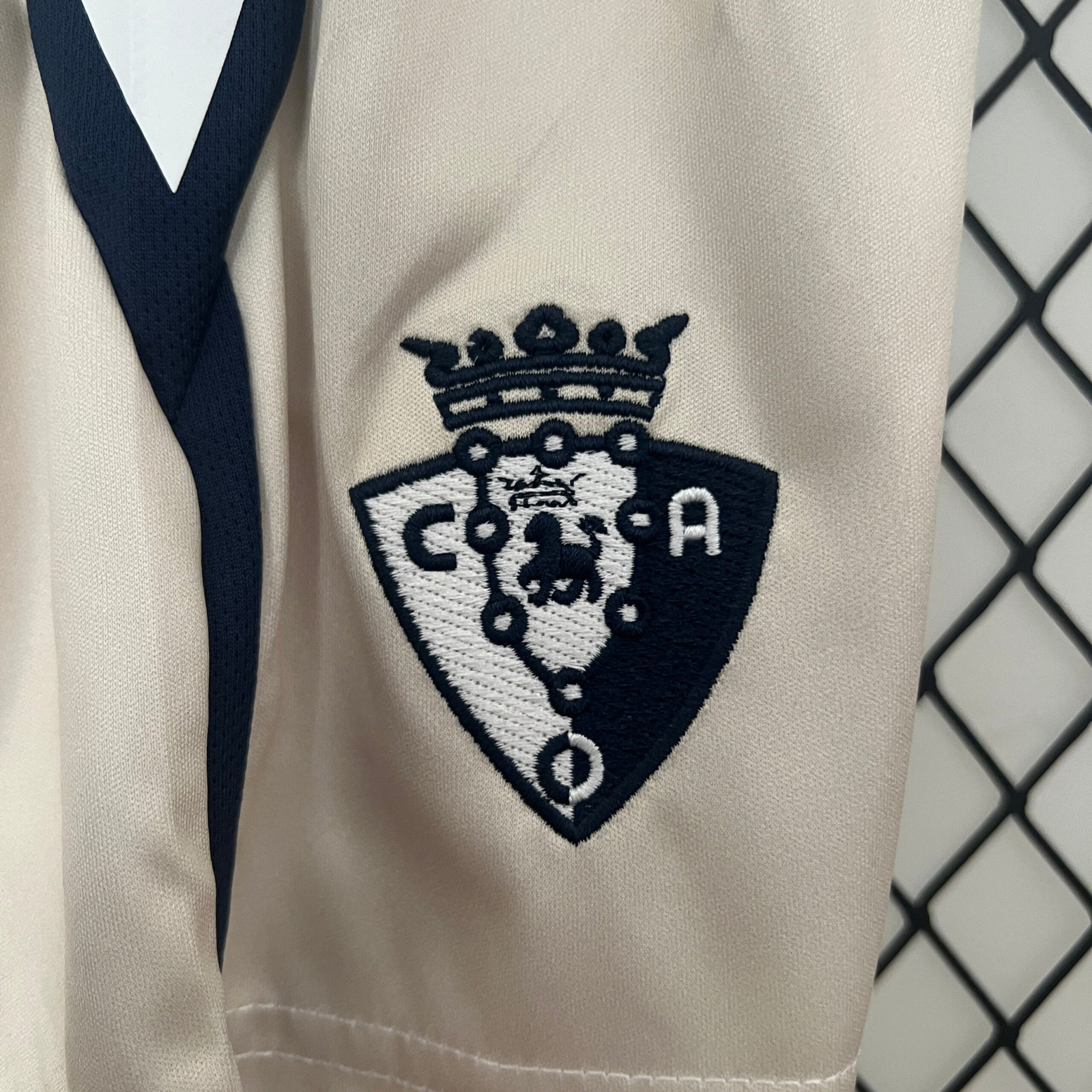 CAMISETA SEGUNDA EQUIPACIÓN OSASUNA 24/25 VERSIÓN INFANTIL - Imagen 7