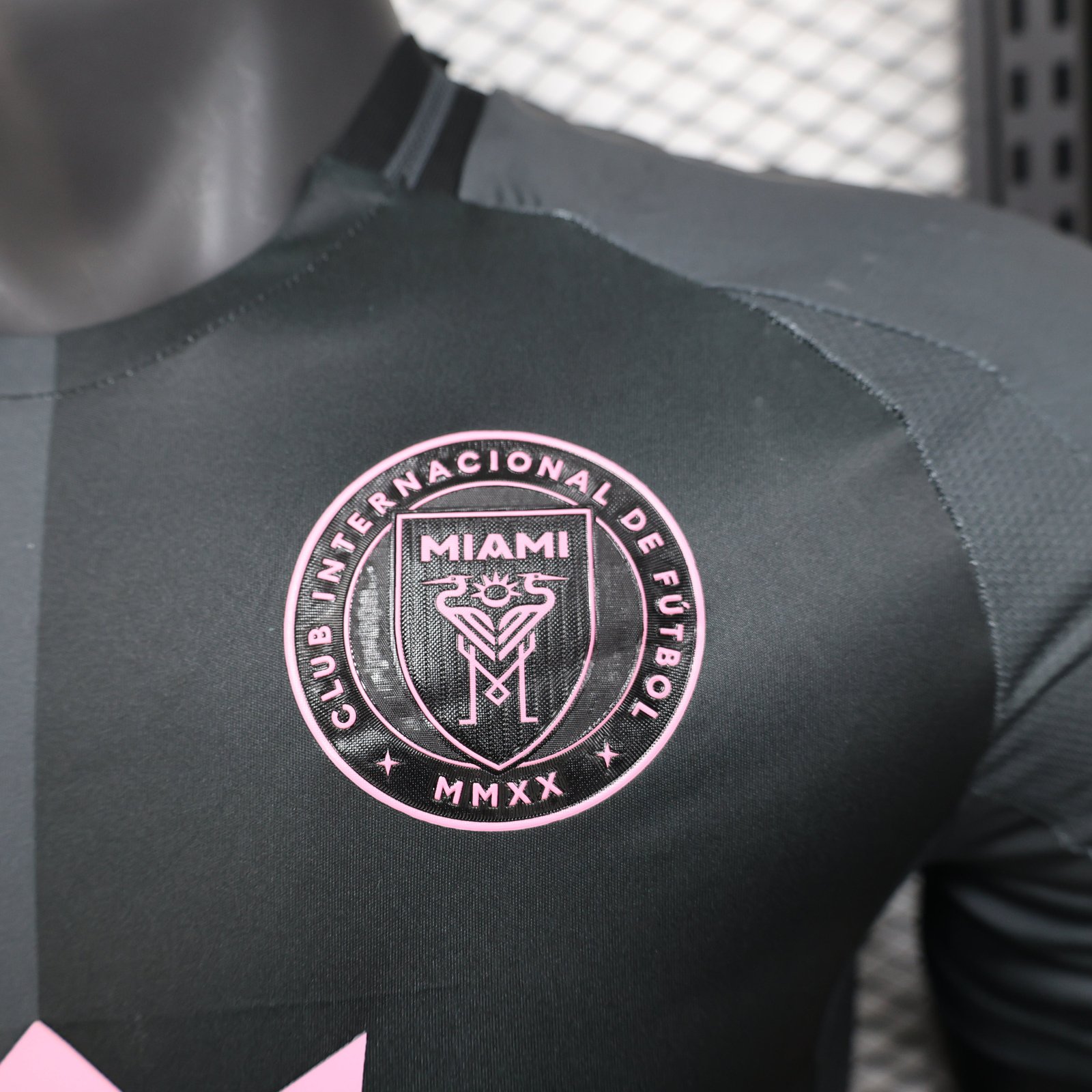 CAMISETA SEGUNDA EQUIPACIÓN INTER DE MIAMI 2025 VERSIÓN JUGADOR - Imagen 4