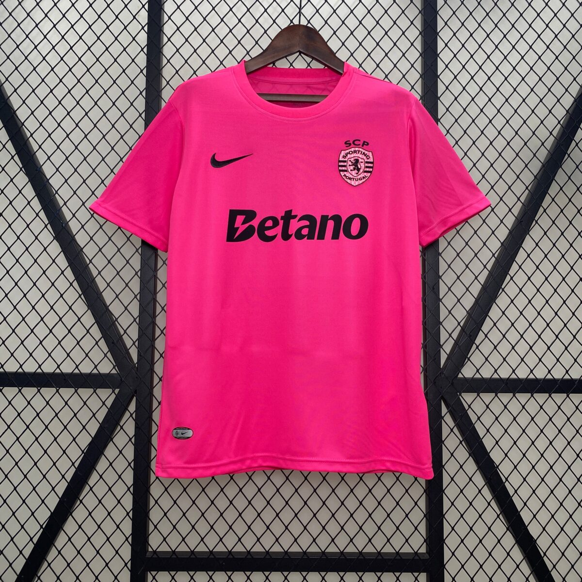 CAMISETA EDICIÓN ESPECIAL SPORTING CP 24/25 VERSIÓN FAN
