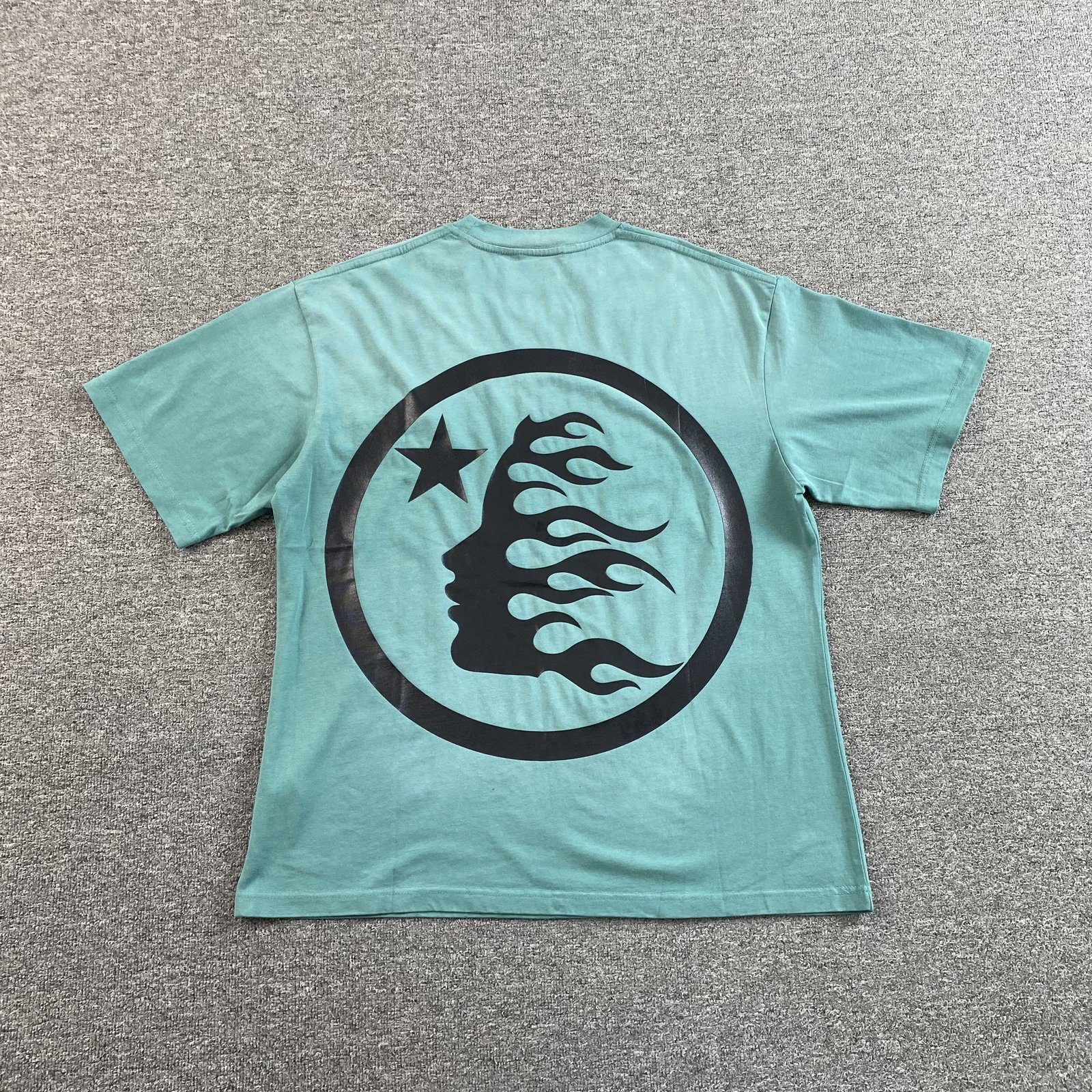 HELLSTAR GEL SPORTS LOGO TEE - Imagen 6