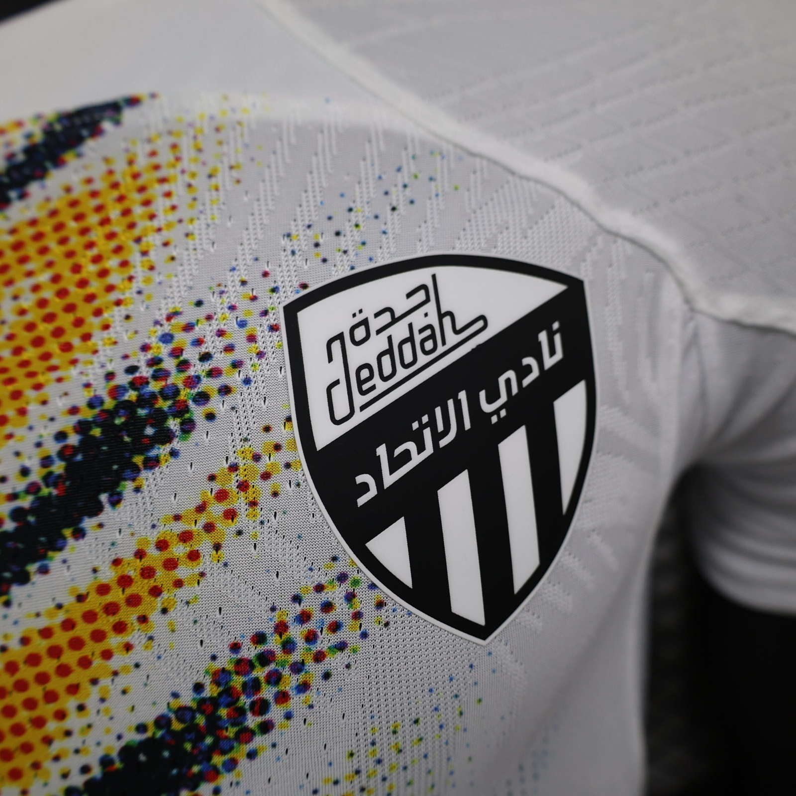 CAMISETA SEGUNDA EQUIPACIÓN AL ITTIHAD 24/25 VERSIÓN JUGADOR - Imagen 4