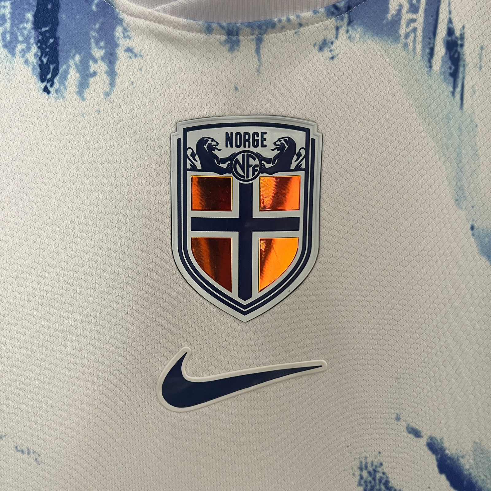 CAMISETA SEGUNDA EQUIPACIÓN NORUEGA 2024 VERSIÓN FAN - Imagen 3