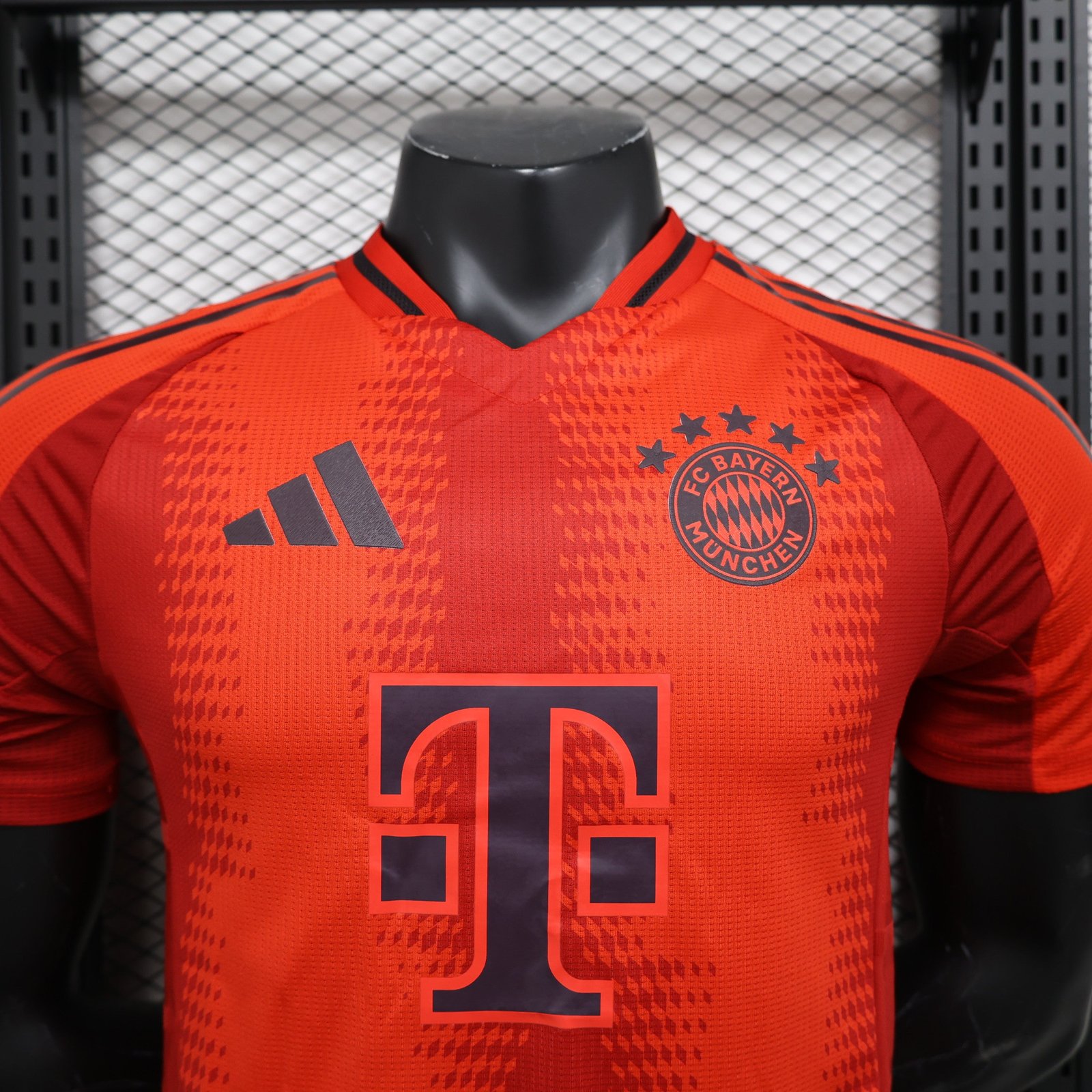 CAMISETA PRIMERA EQUIPACIÓN BAYERN MUNICH 24/25 VERSIÓN JUGADOR - Imagen 2