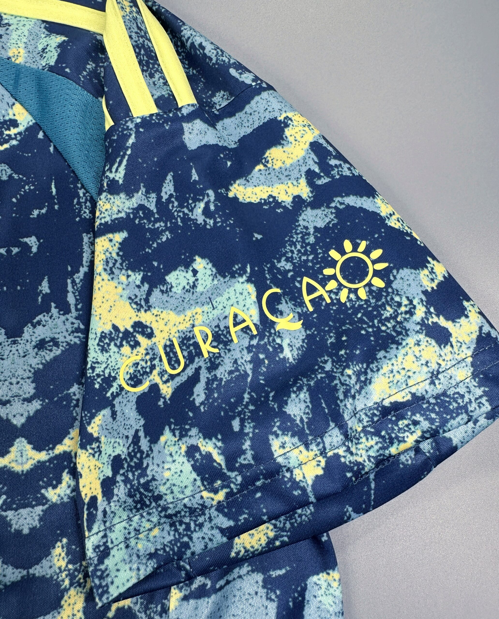 CAMISETA SEGUNDA EQUIPACIÓN AJAX 24/25 VERSIÓN FAN - Imagen 8