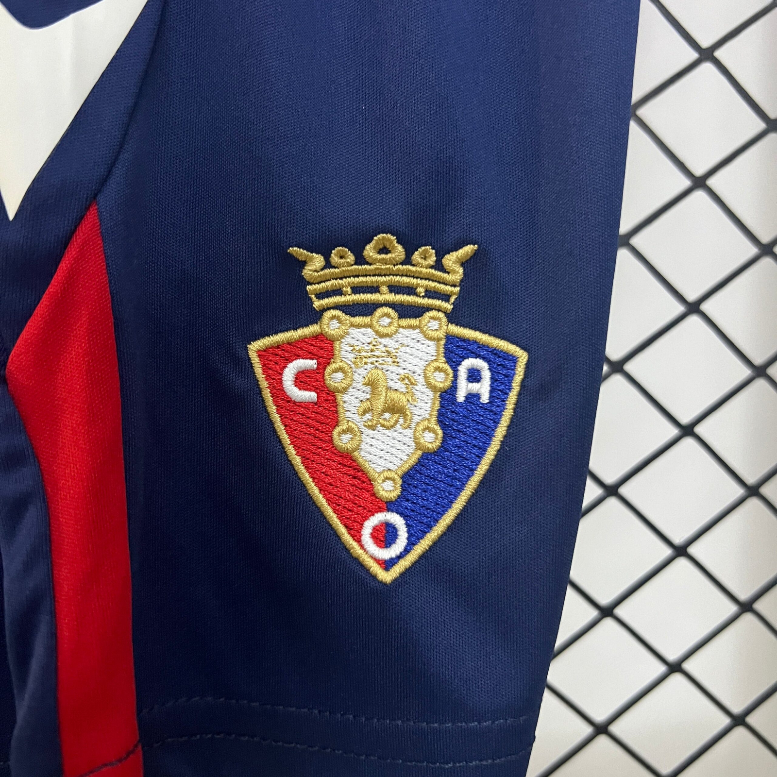 CAMISETA PRIMERA EQUIPACIÓN OSASUNA 24/25 VERSIÓN INFANTIL - Imagen 7