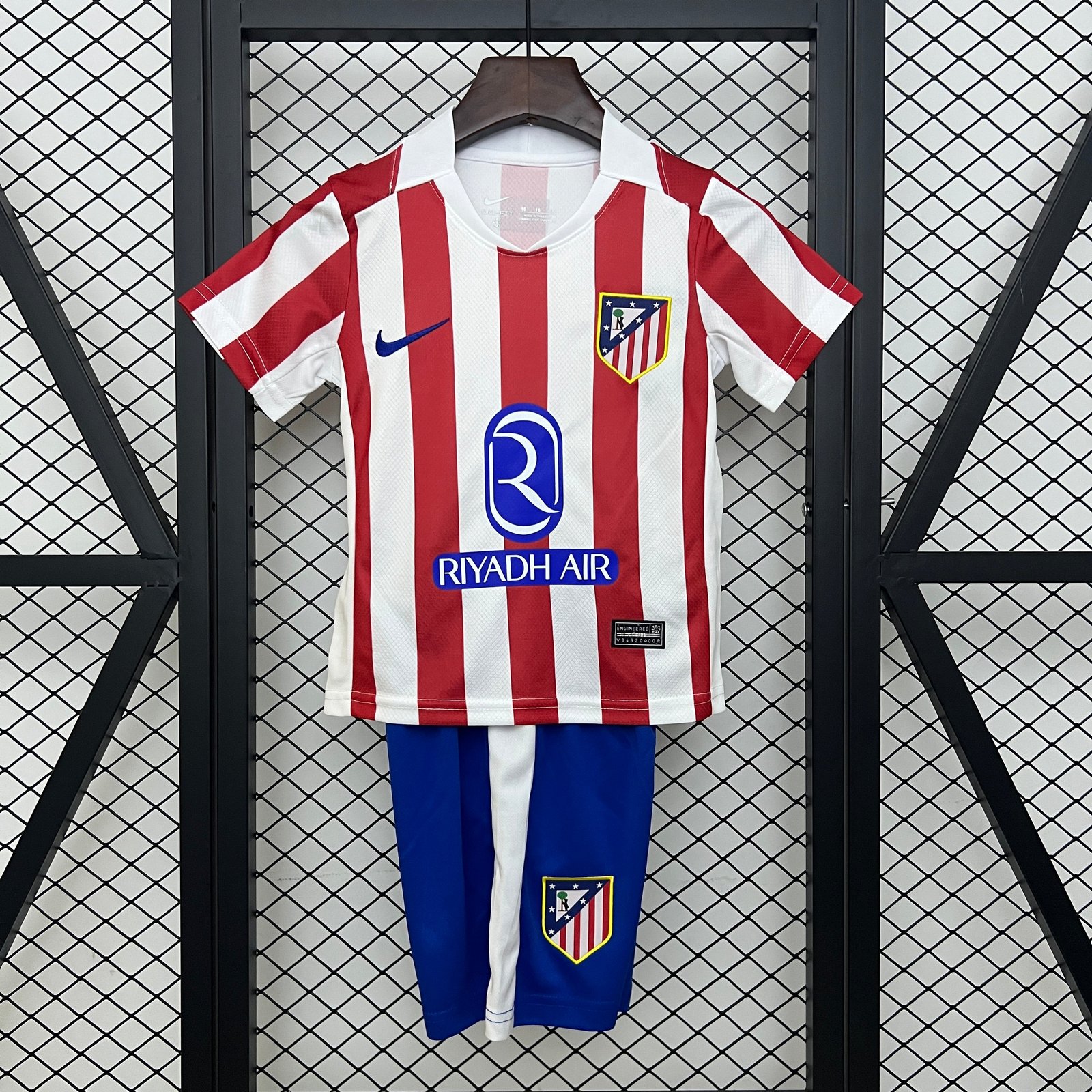 CAMISETA PRIMERA EQUIPACIÓN ATLÉTICO DE MADRID 25/26 VERSIÓN INFANTIL