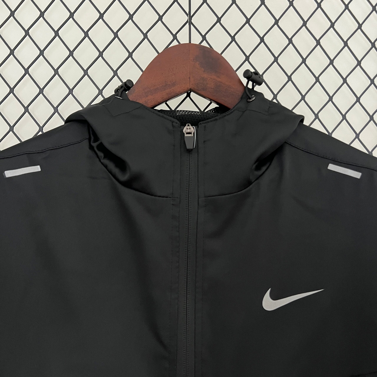 CORTAVIENTOS NIKE - Imagen 2