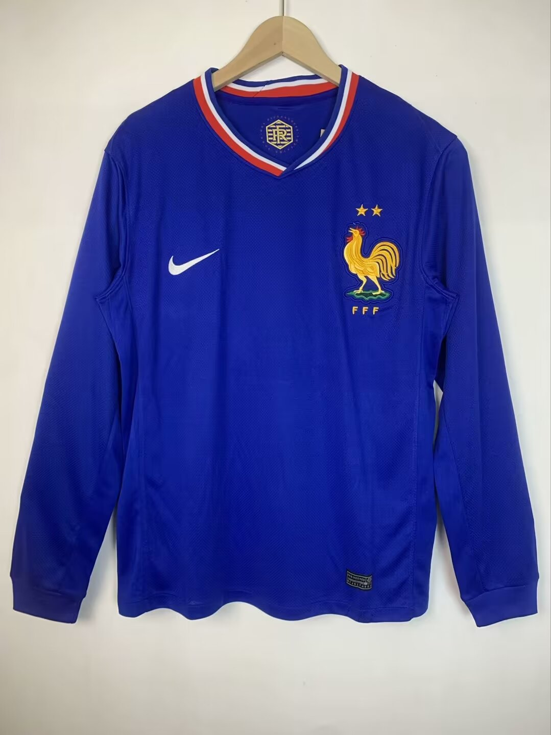 CAMISETA PRIMERA EQUIPACIÓN FRANCIA 2024 VERSIÓN FAN - Imagen 9