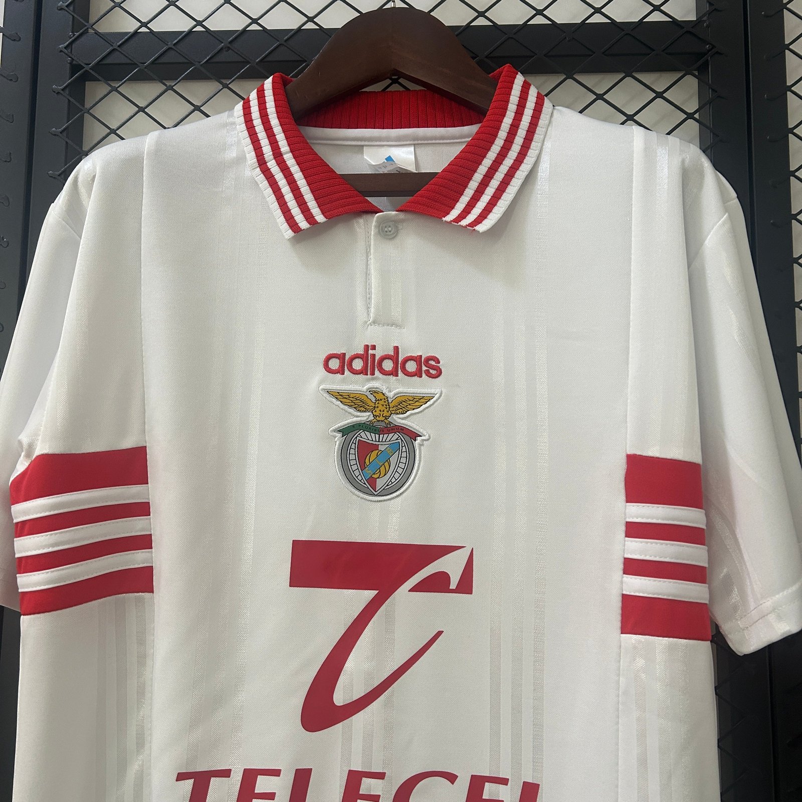 CAMISETA SEGUNDA EQUIPACIÓN COPA BENFICA 1997/98 - Imagen 2
