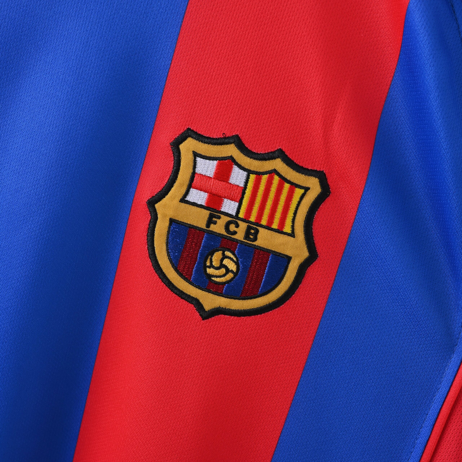 CAMISETA PRIMERA EQUIPACIÓN BARCELONA 2004/05 - Imagen 5