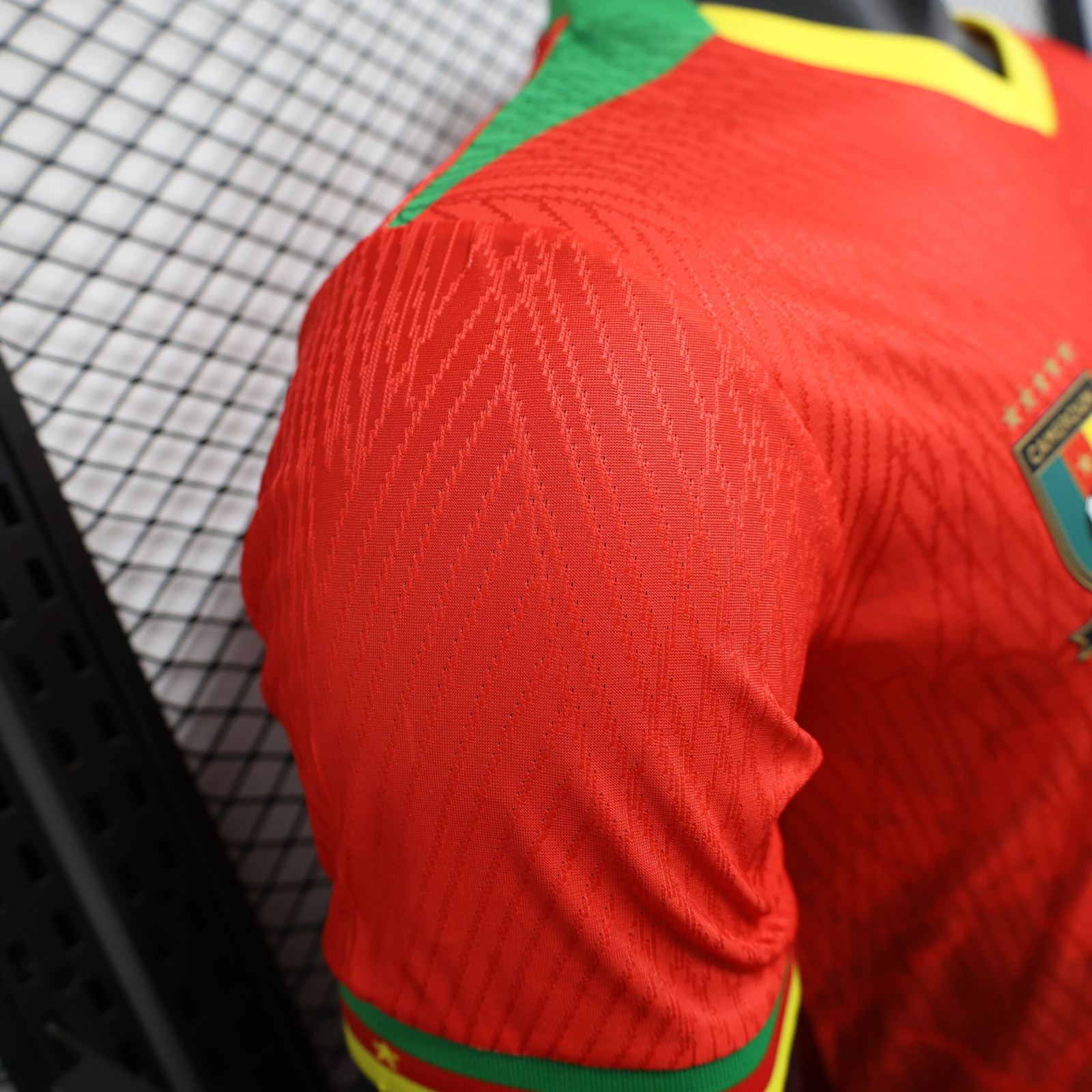 CAMISETA SEGUNDA EQUIPACIÓN CAMERÚN 2025 VERSIÓN JUGADOR - Imagen 6