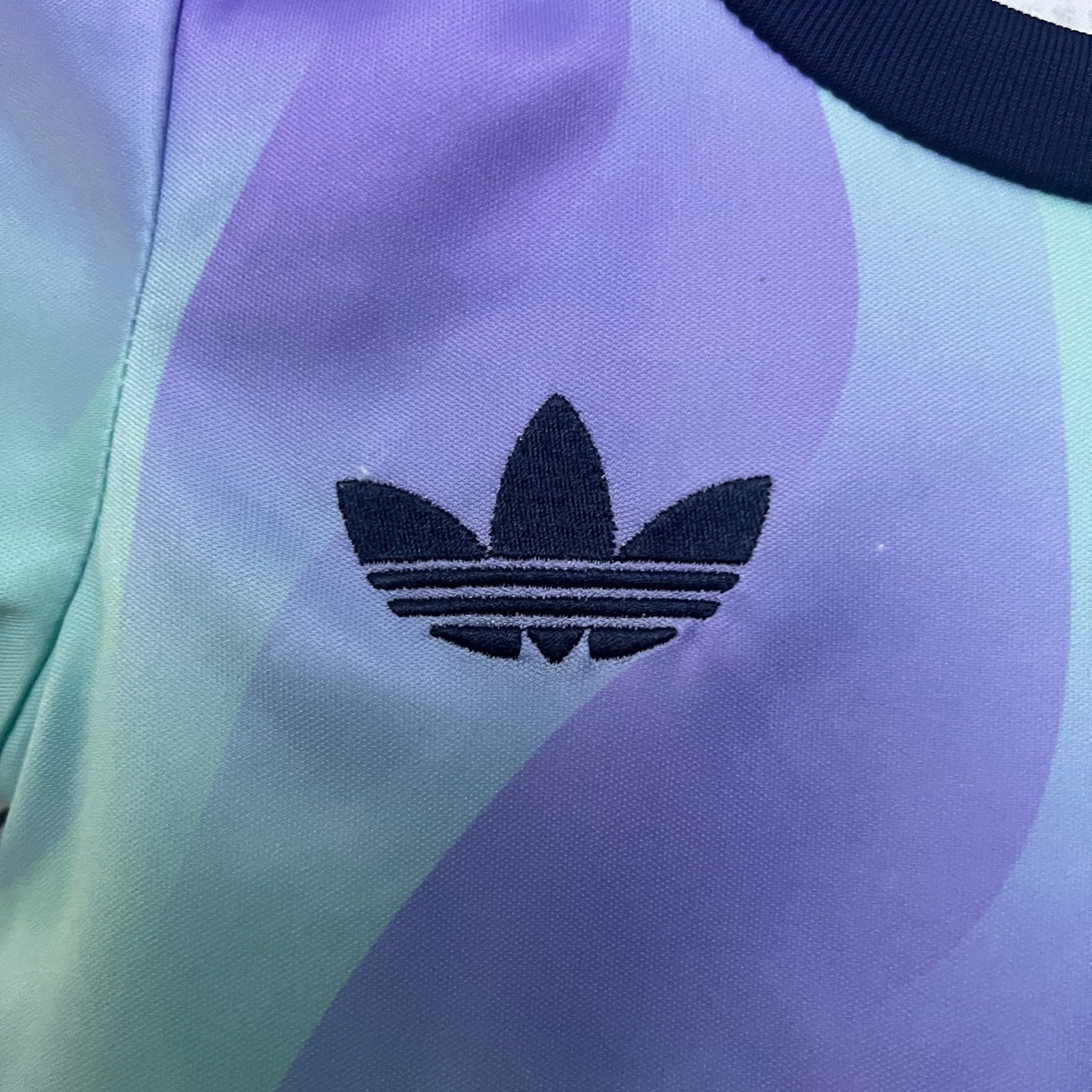 CAMISETA TERCERA EQUIPACIÓN ARSENAL 24/25 VERSIÓN INFANTIL - Imagen 3