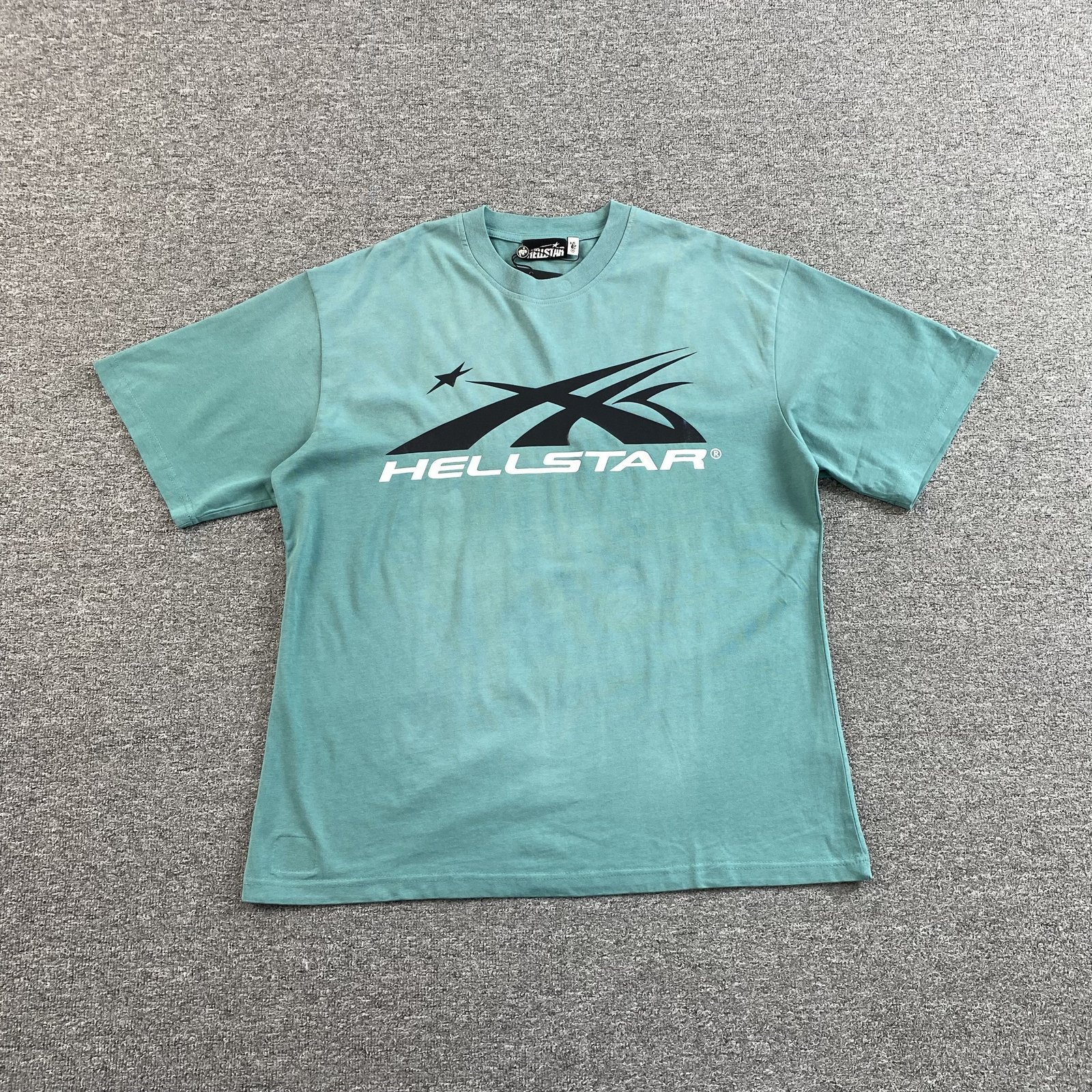 HELLSTAR GEL SPORTS LOGO TEE