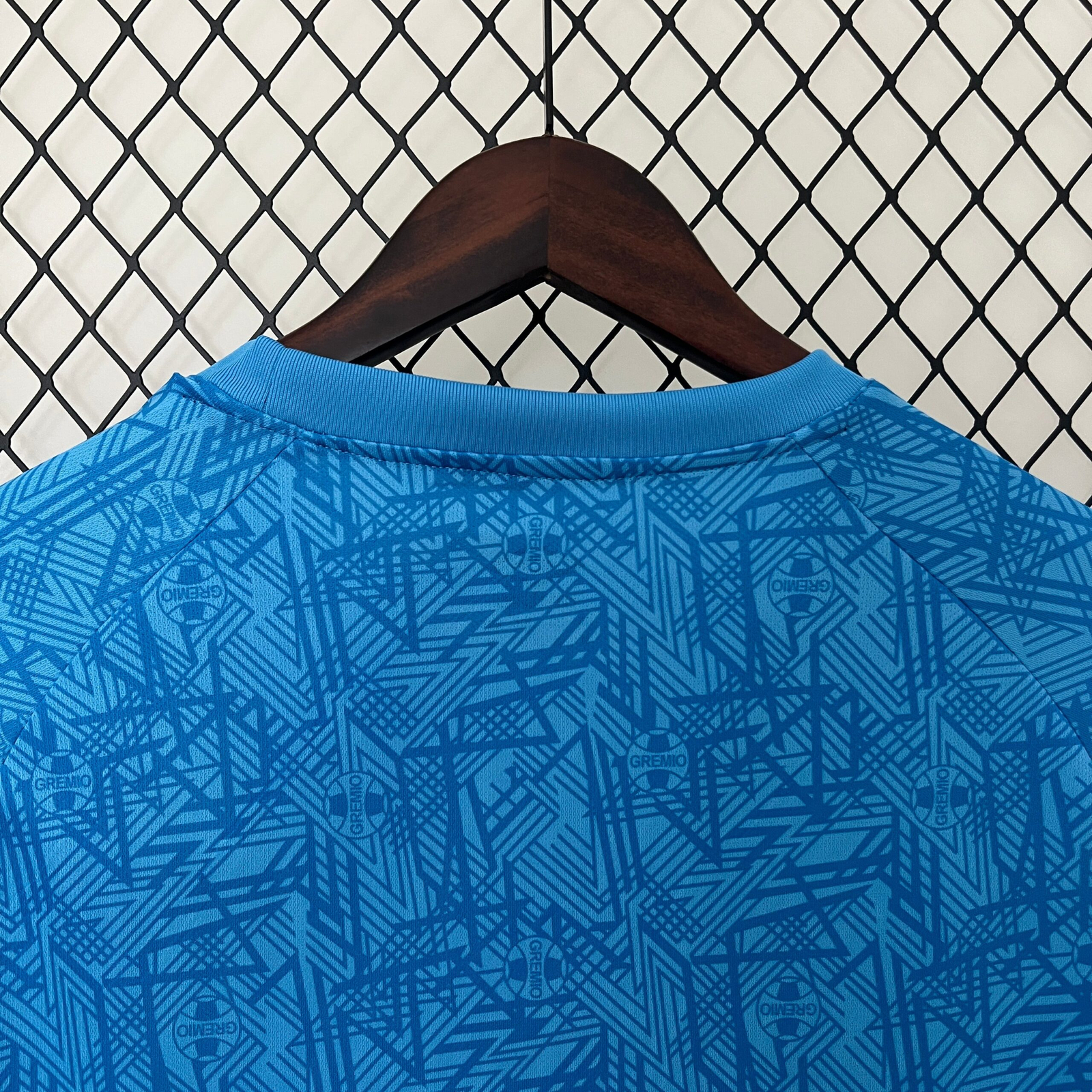 CAMISETA ARQUERO GREMIO 2024 VERSIÓN FAN - Imagen 8