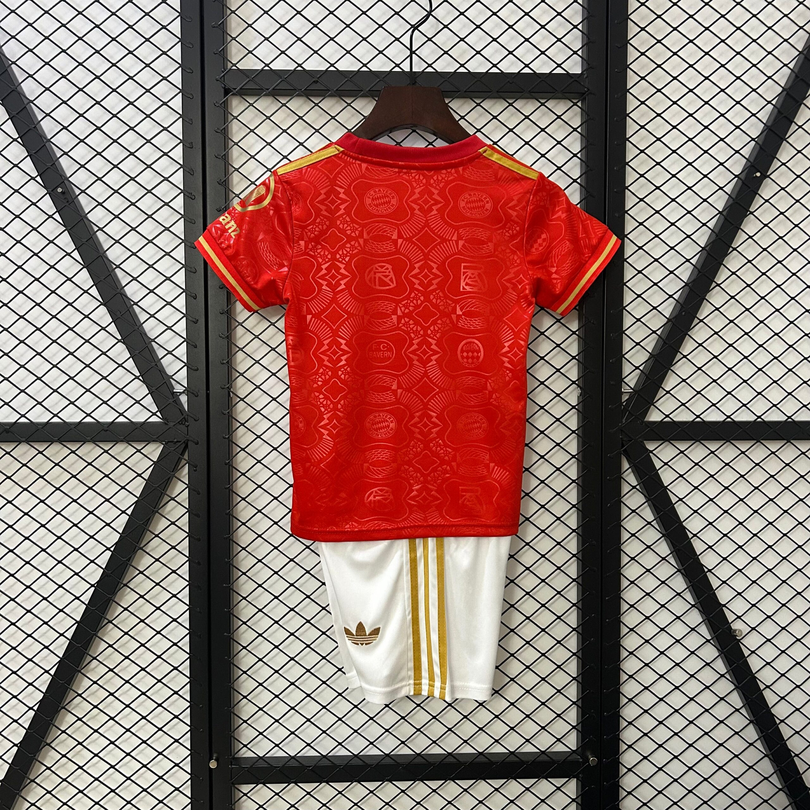 CAMISETA EDICIÓN ESPECIAL BAYERN MUNICH 24/25 VERSIÓN INFANTIL - Imagen 7