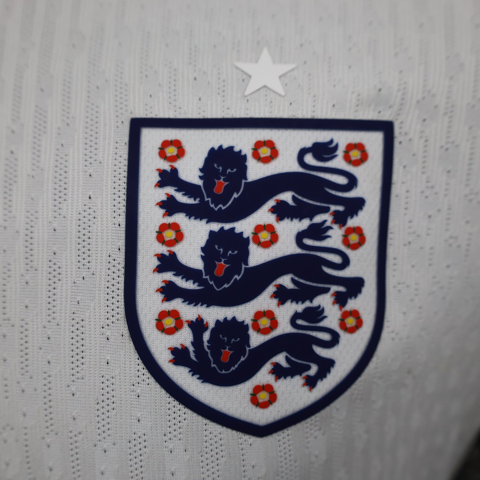 CAMISETA PRIMERA EQUIPACIÓN INGLATERRA 2024 VERSIÓN JUGADOR - Imagen 3